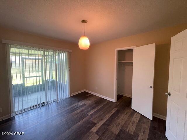 3700 Shoreline Circle