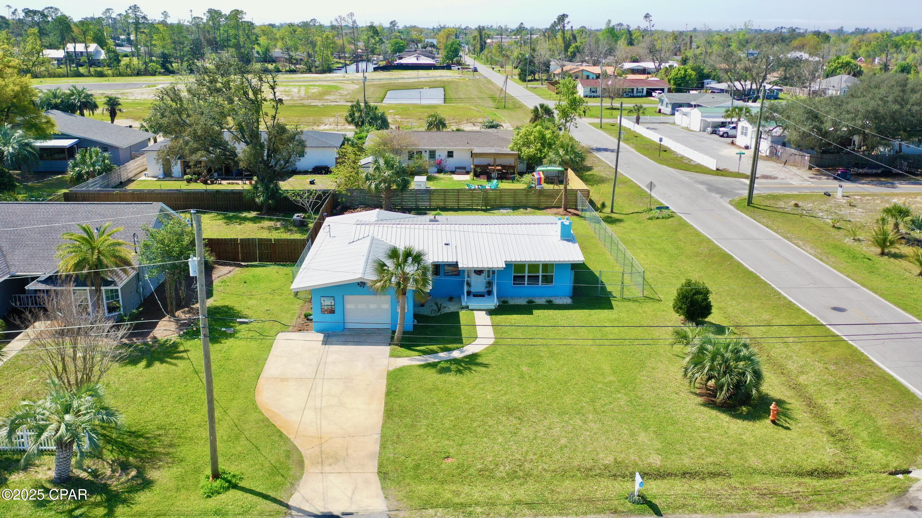 3700 Shoreline Circle