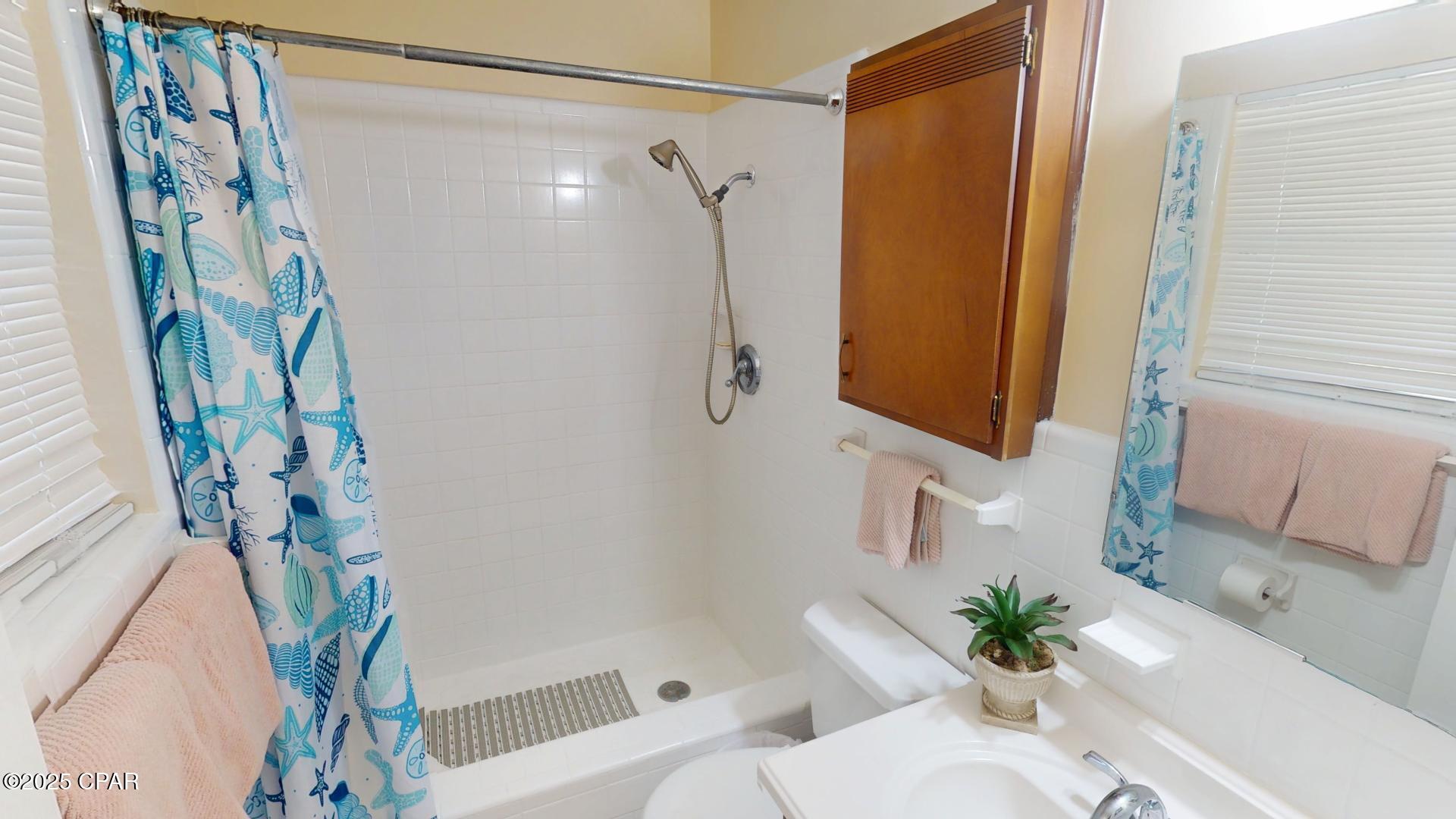 3700 Shoreline Circle