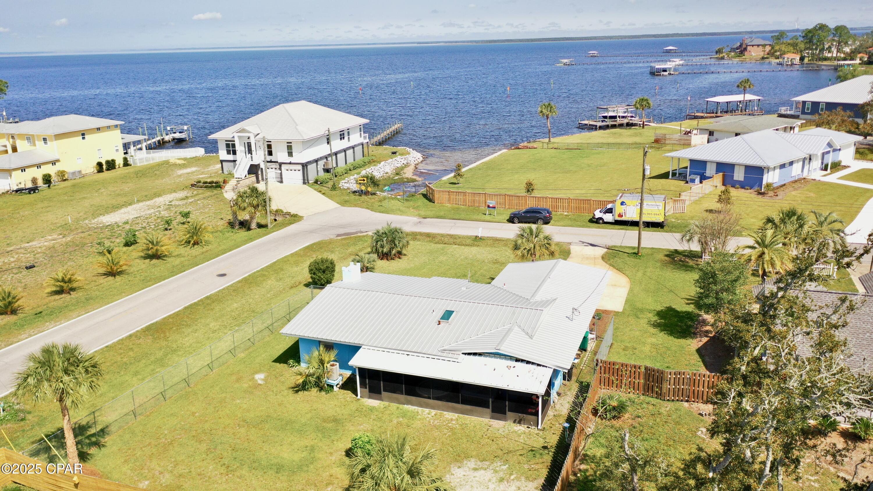 3700 Shoreline Circle