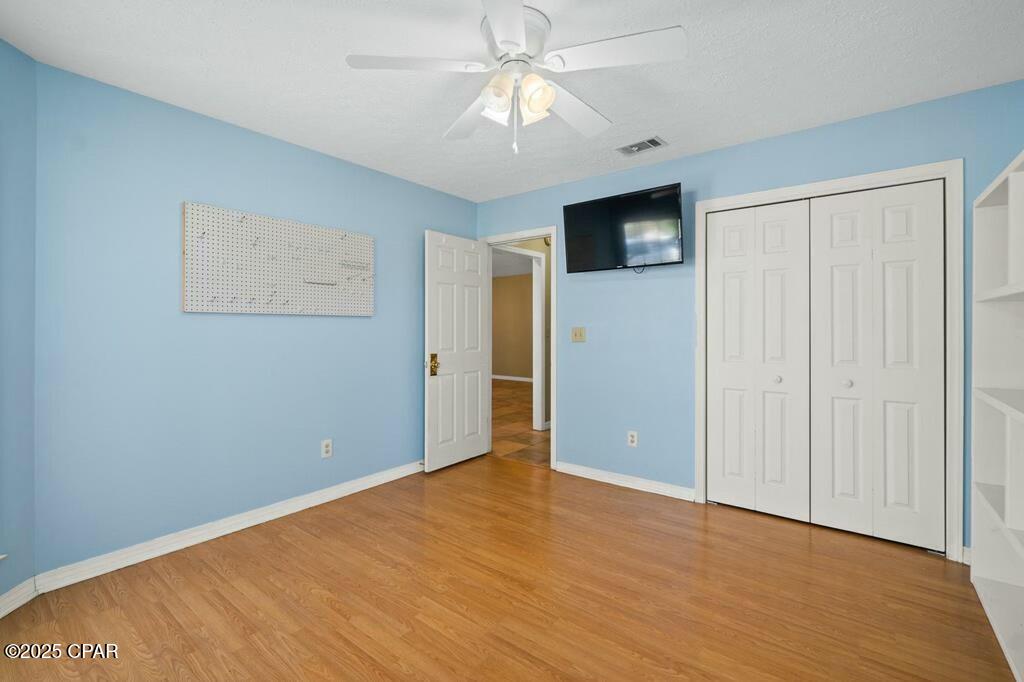 142 Heritage Cir