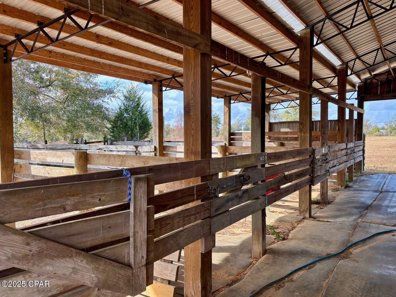 8225 SW County Road 12