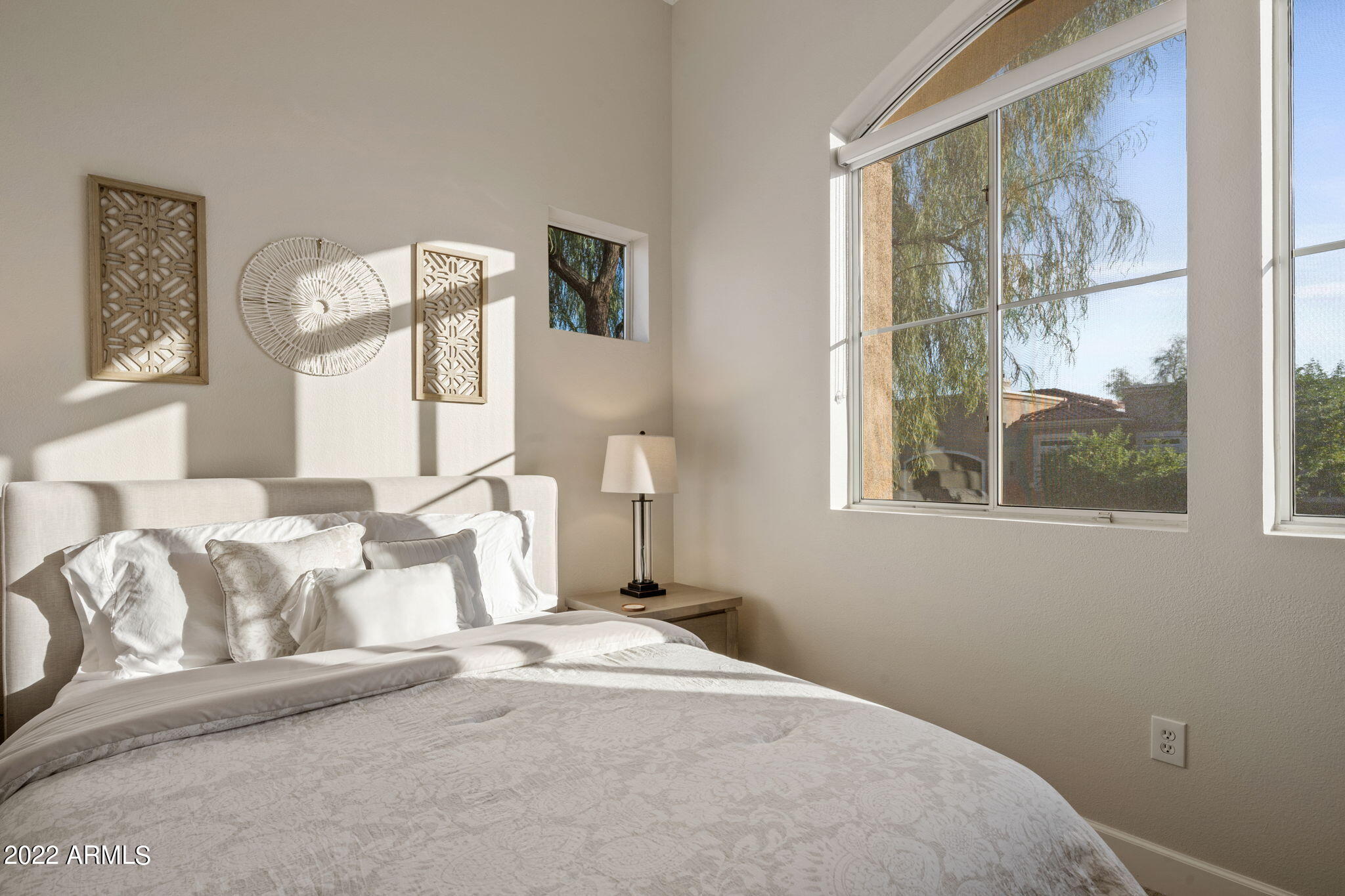 8245 E BELL Road, 243