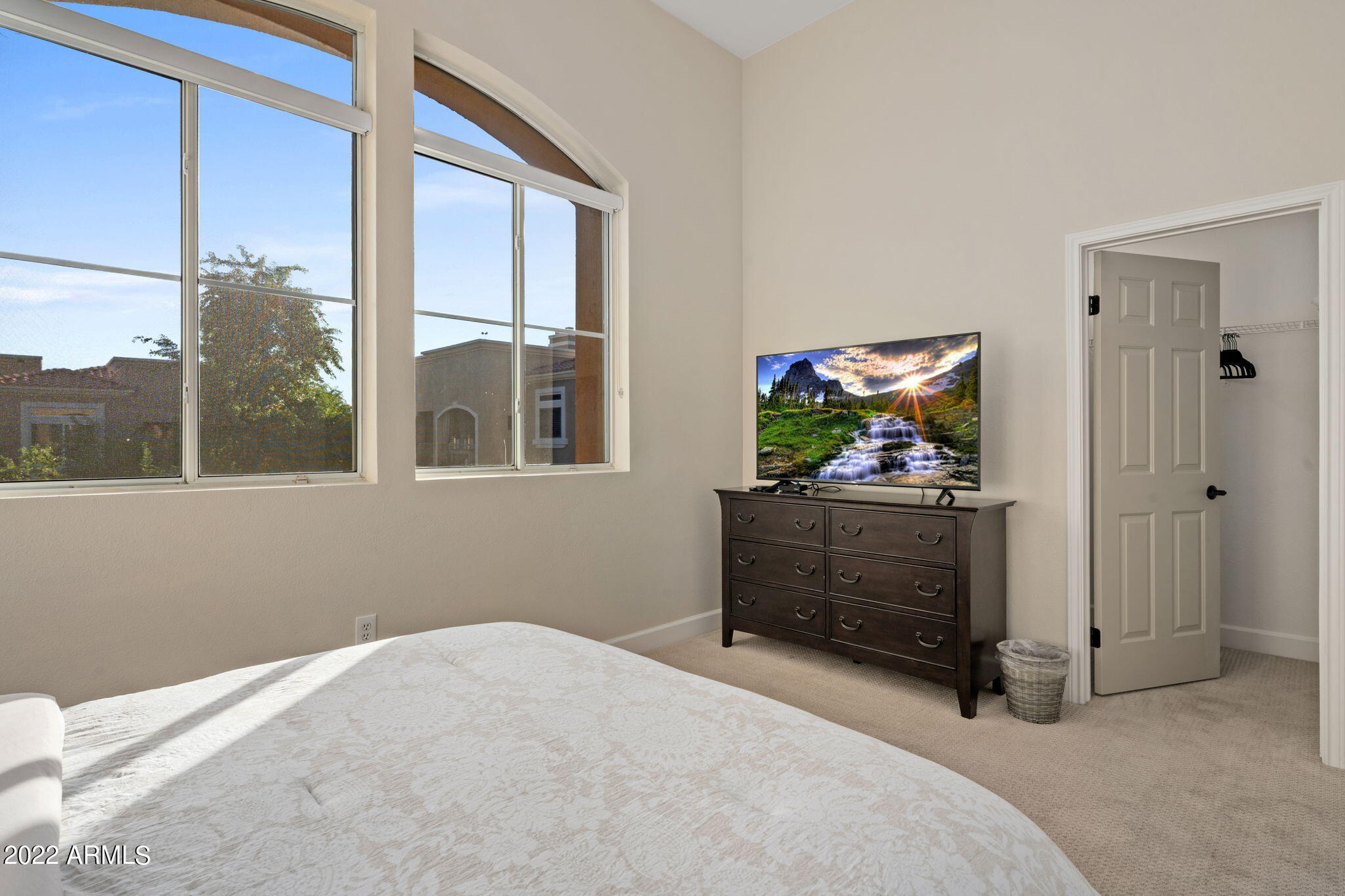 8245 E BELL Road, 243