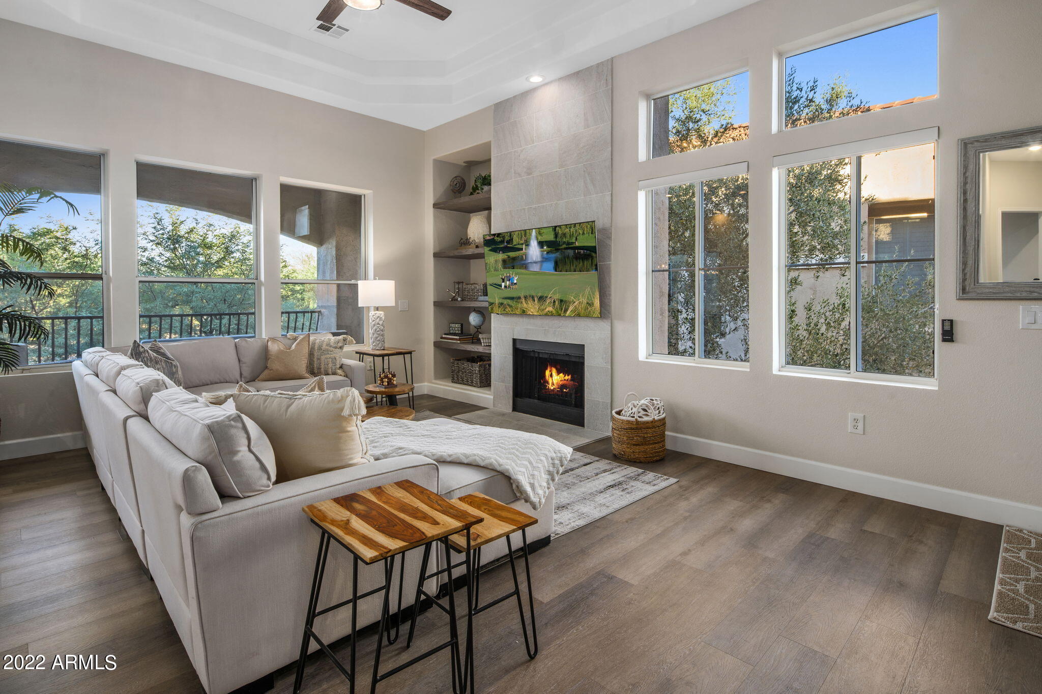 8245 E BELL Road, 243