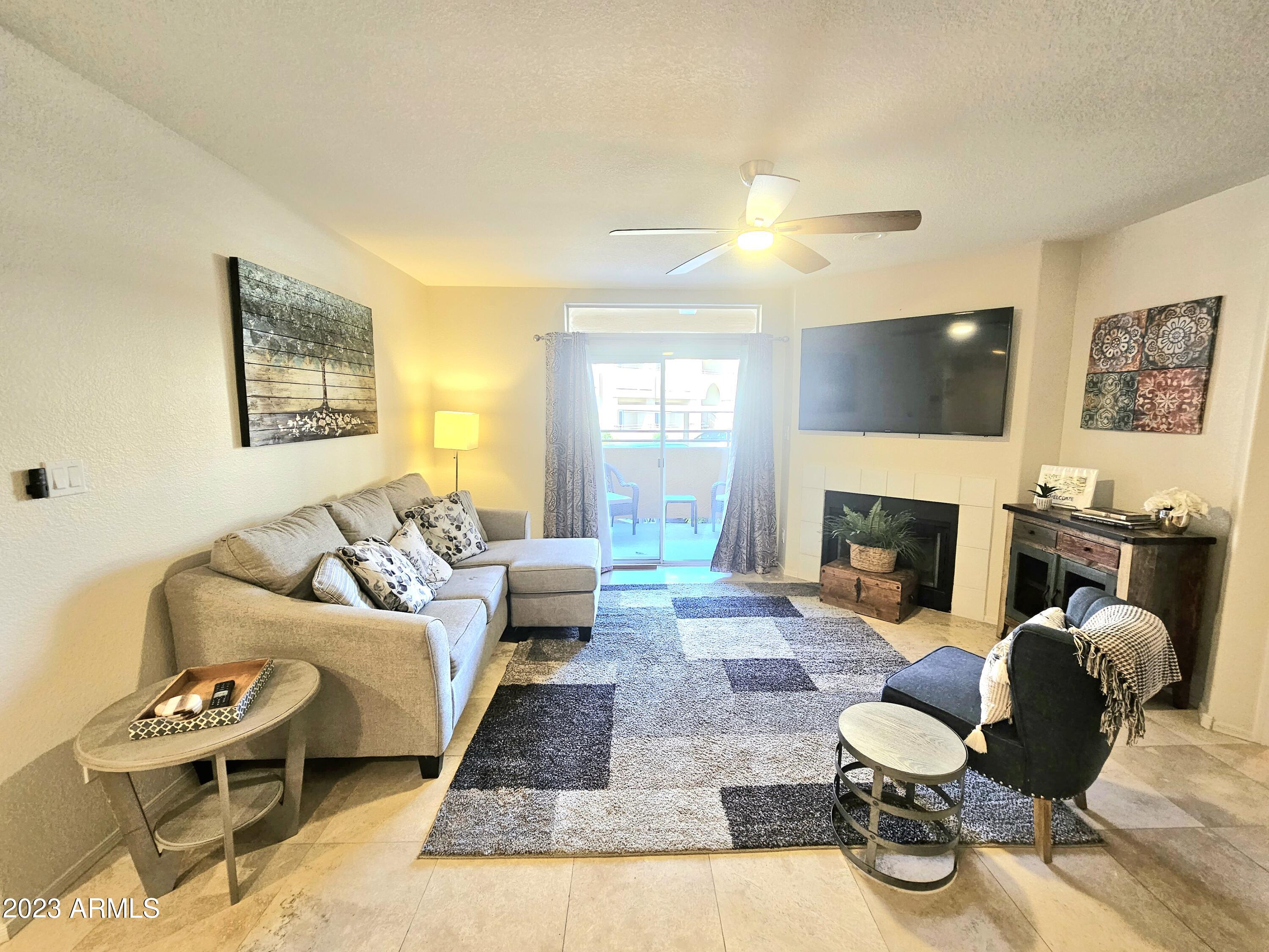 10410 N CAVE CREEK Road, 1081