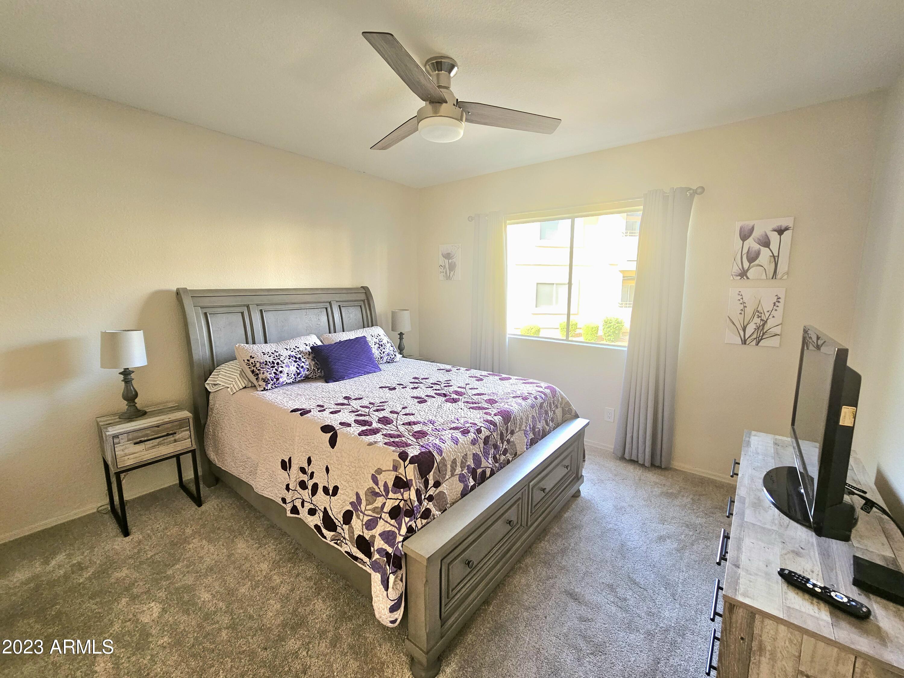 10410 N CAVE CREEK Road, 1081