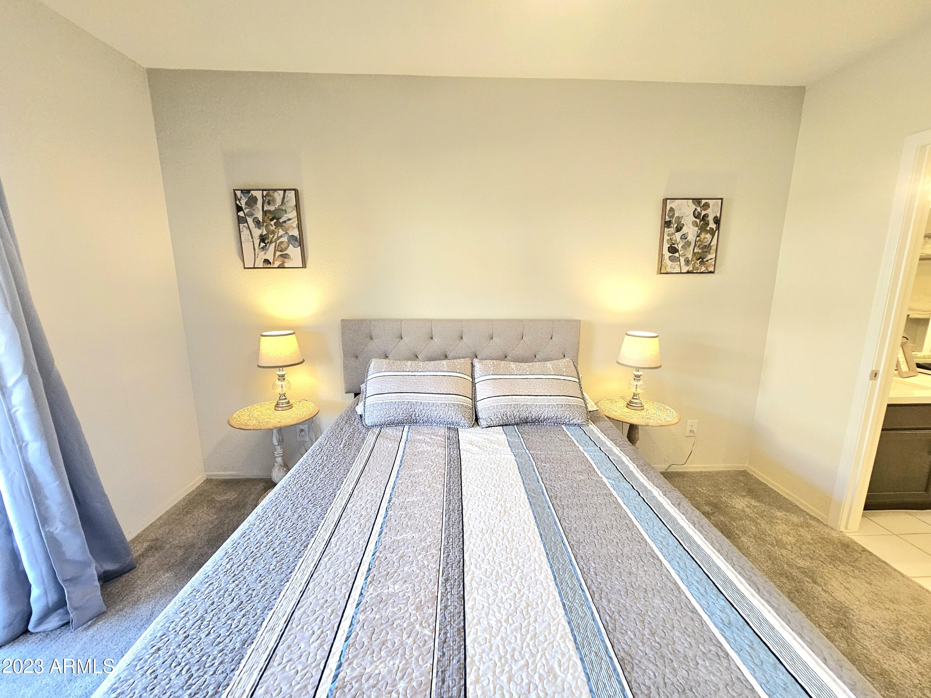 10410 N CAVE CREEK Road, 1081