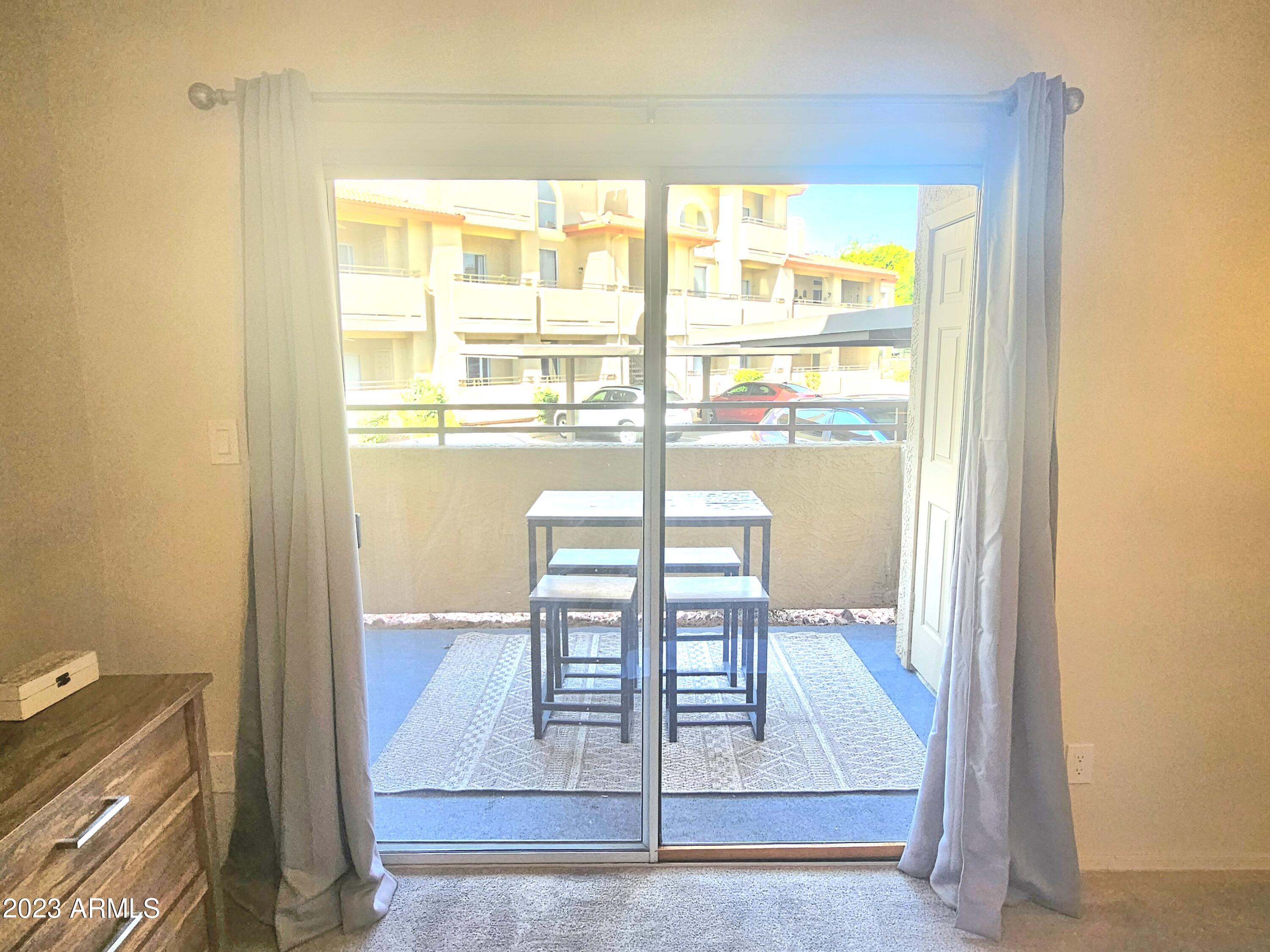 10410 N CAVE CREEK Road, 1081