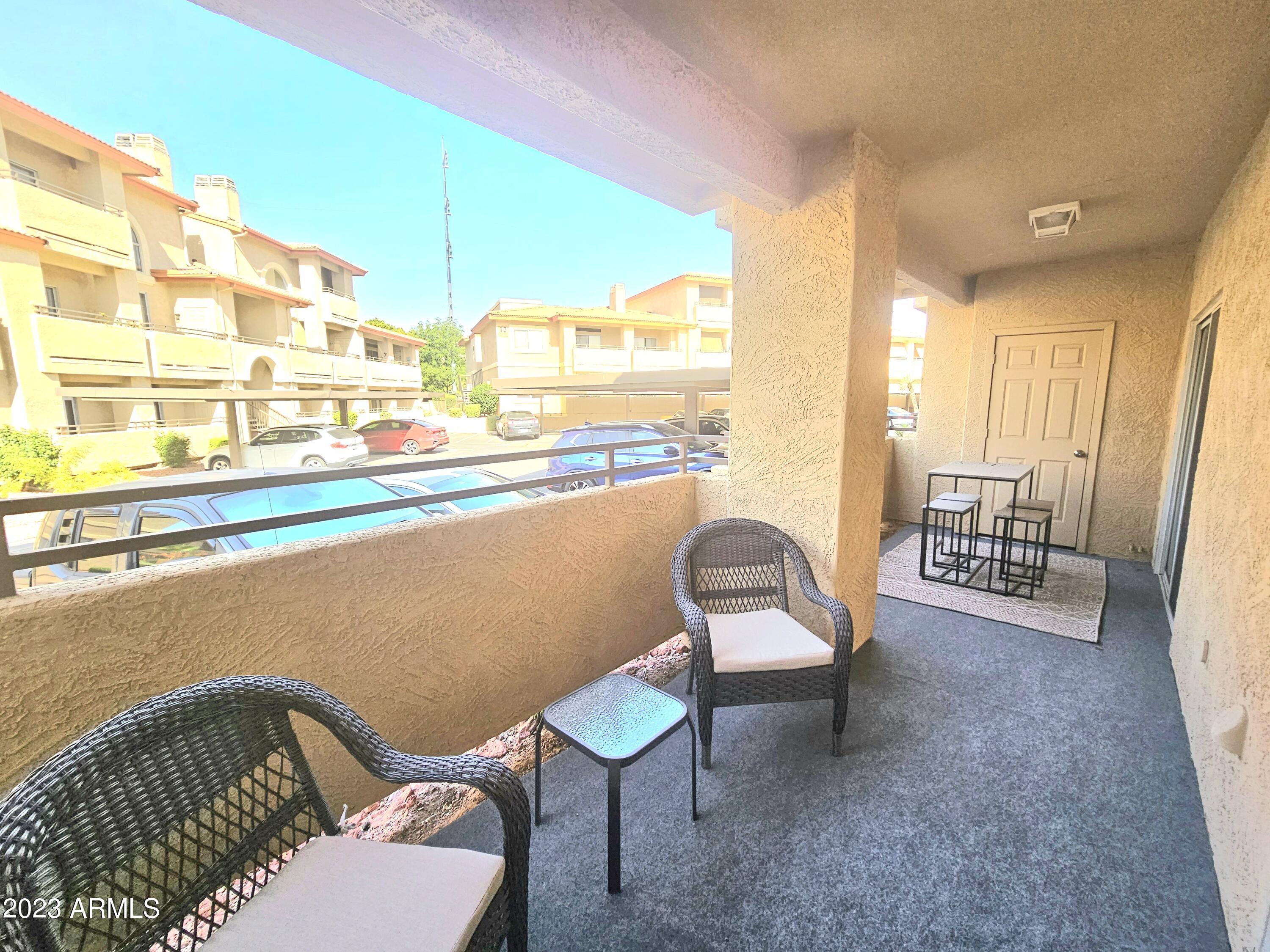 10410 N CAVE CREEK Road, 1081