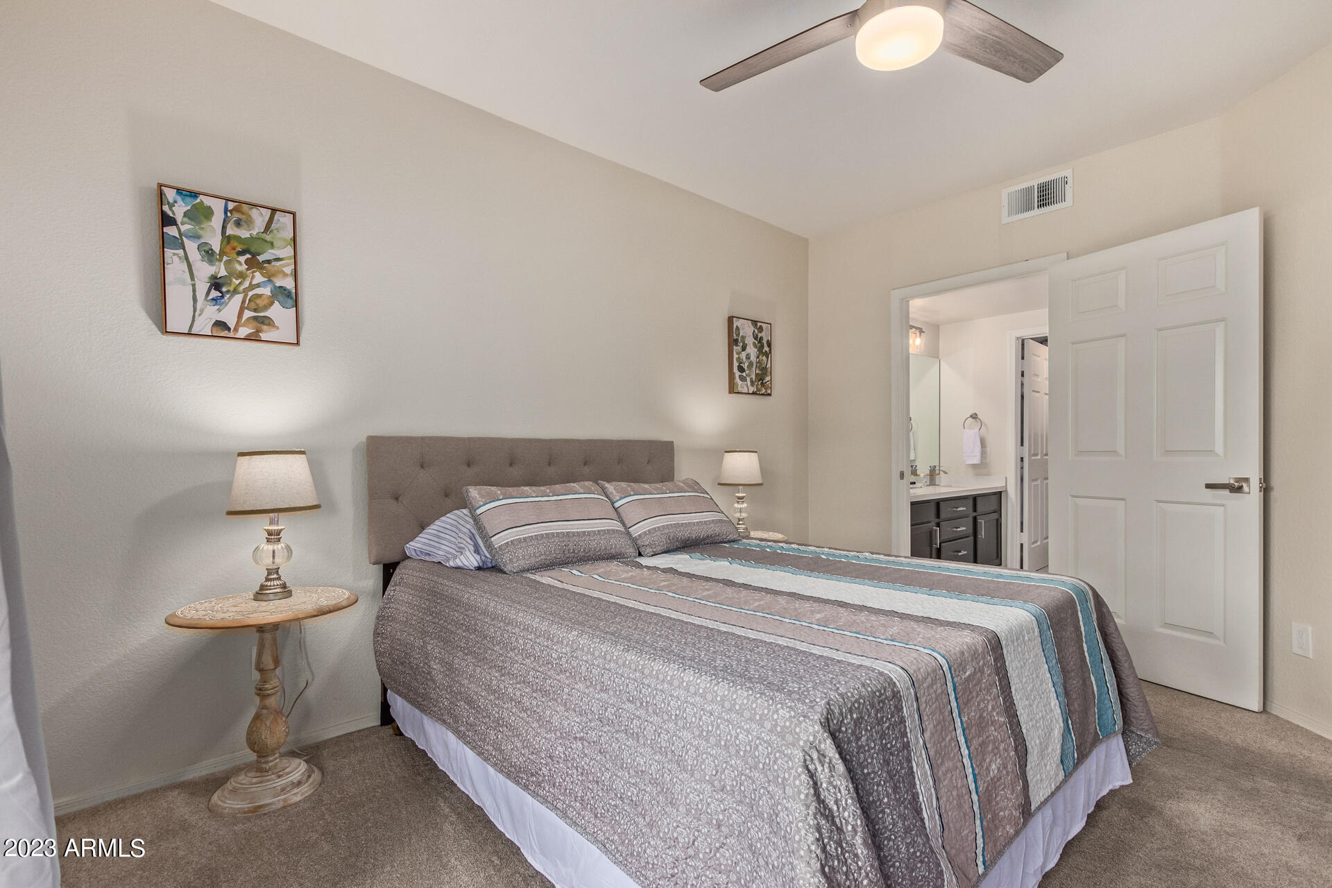 10410 N CAVE CREEK Road, 1081