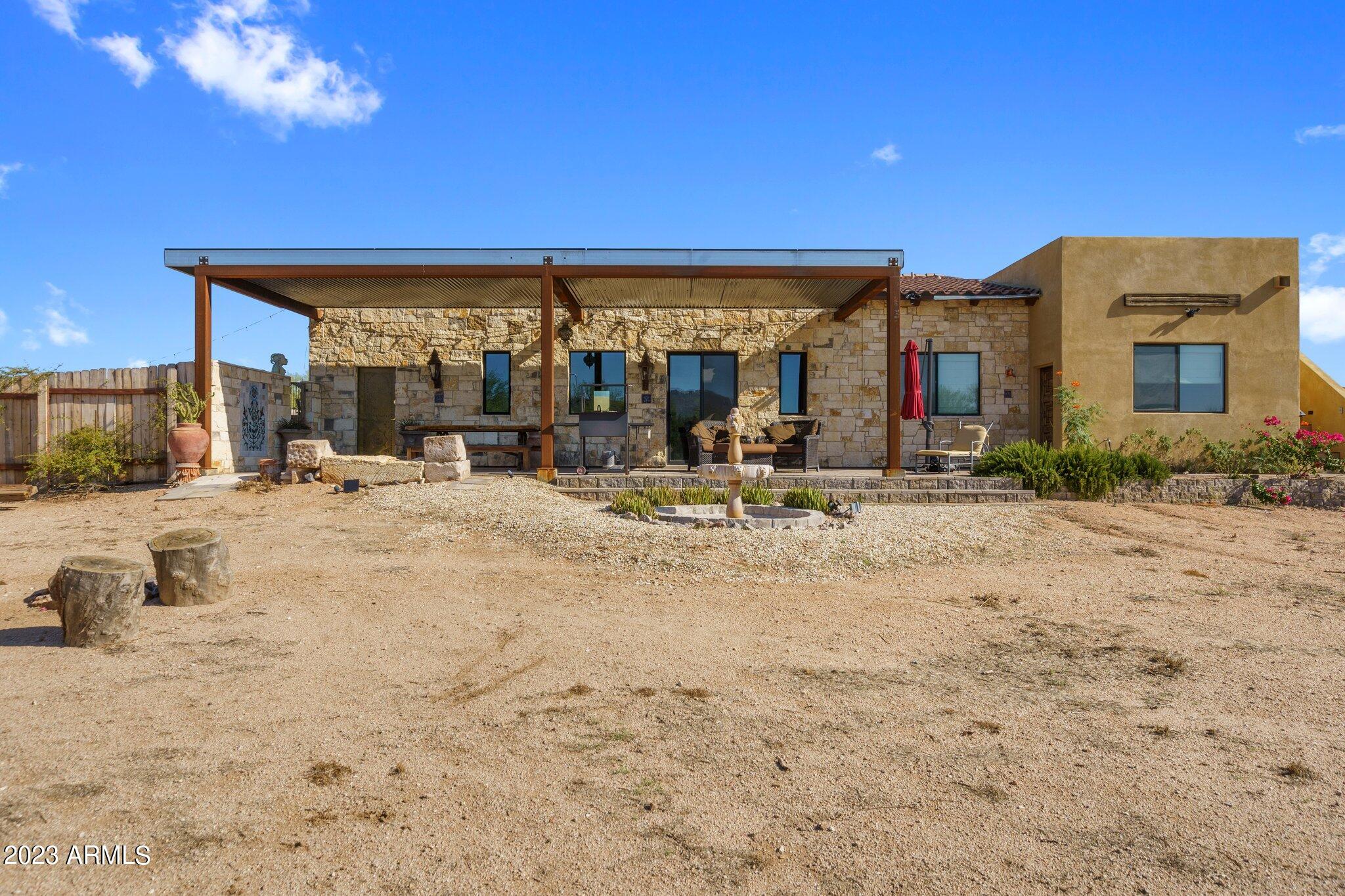 13609 E HEDGEHOG Place