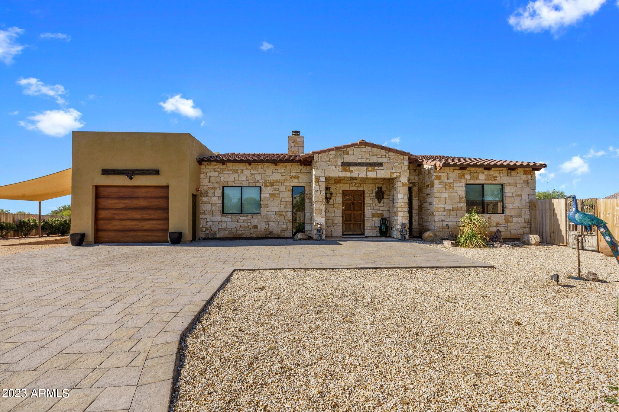 13609 E HEDGEHOG Place