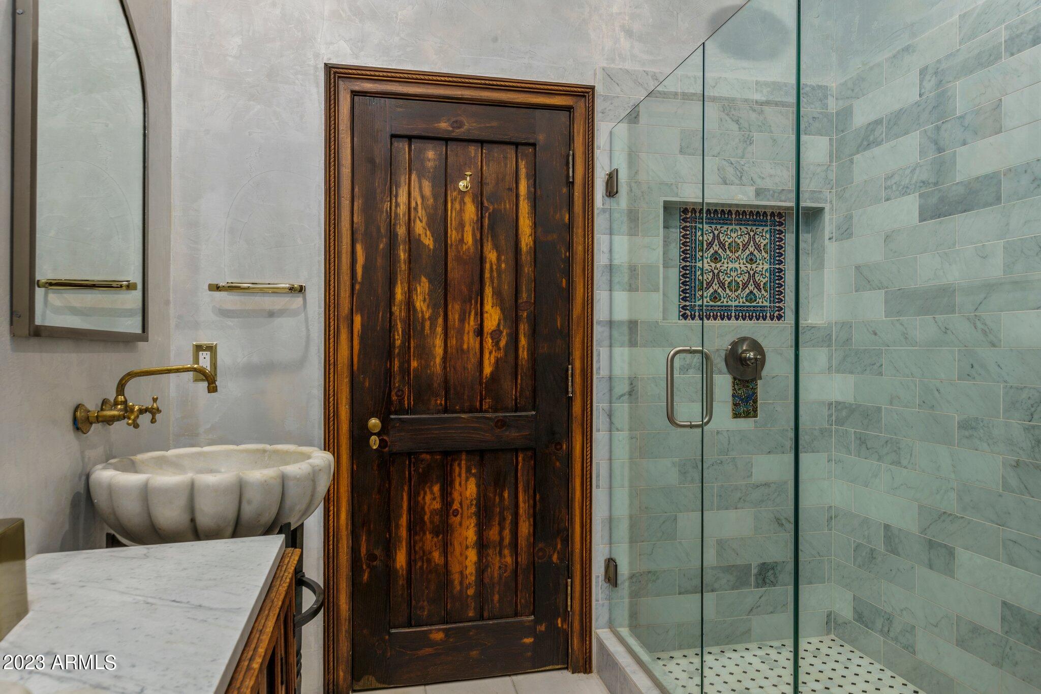 13609 E HEDGEHOG Place