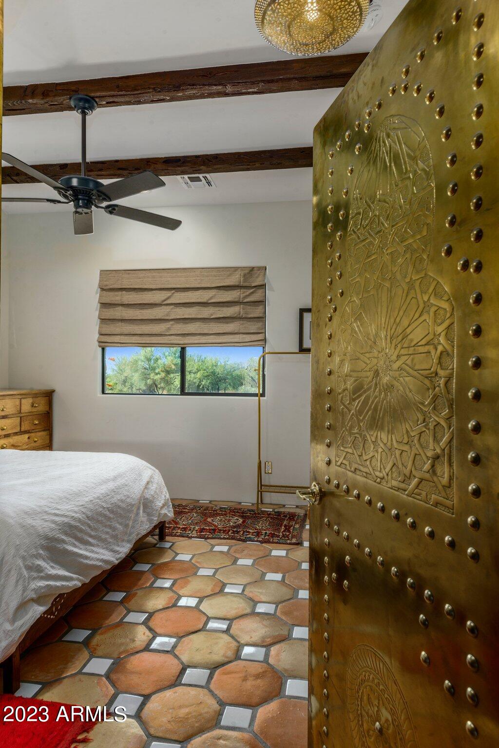 13609 E HEDGEHOG Place