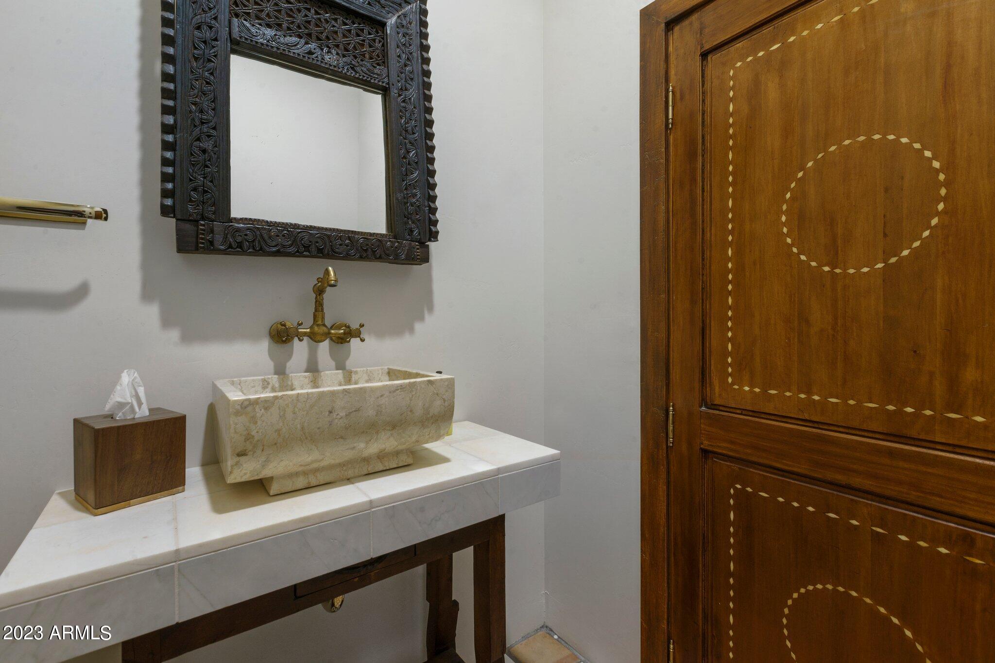 13609 E HEDGEHOG Place