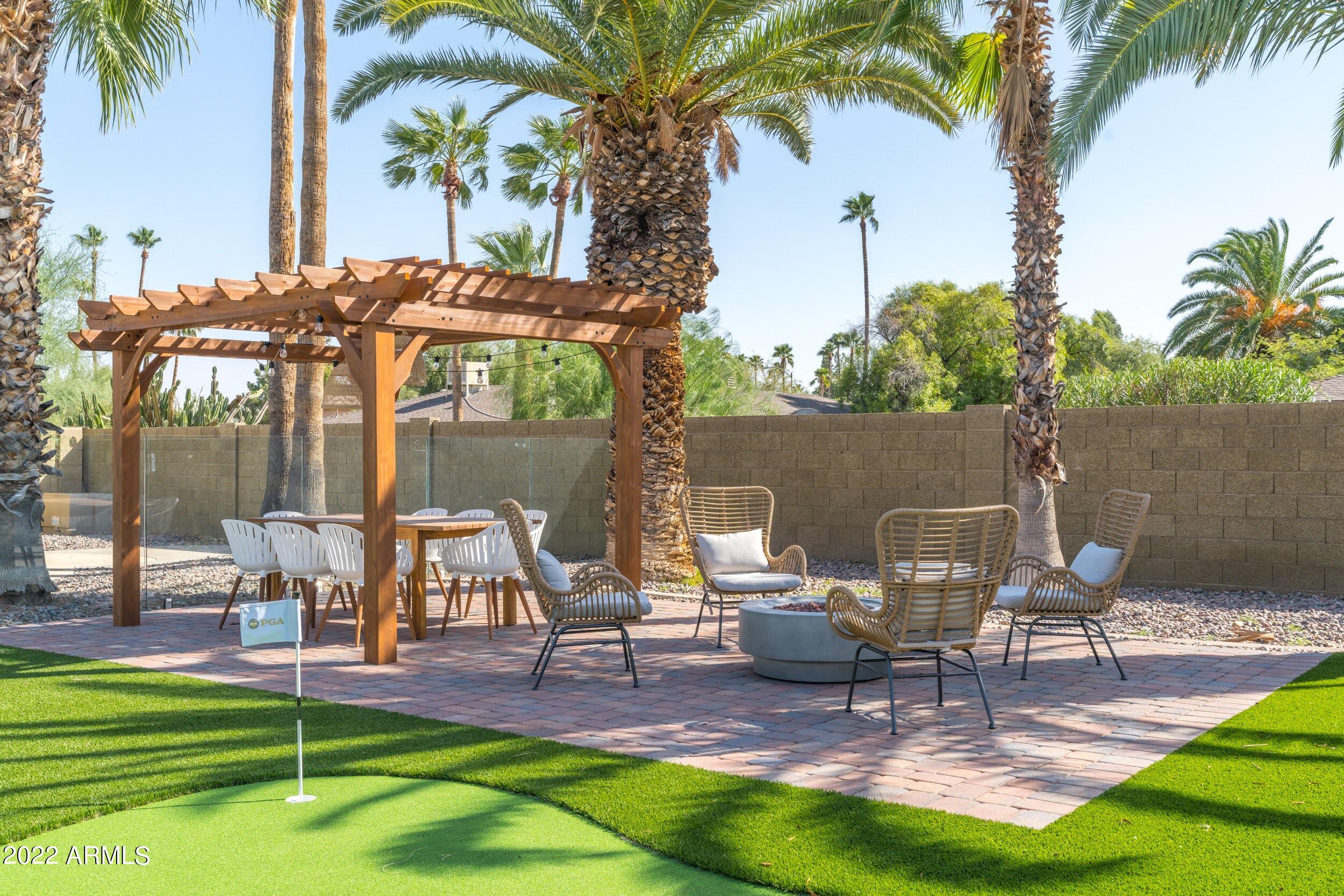 5723 E THUNDERBIRD Road