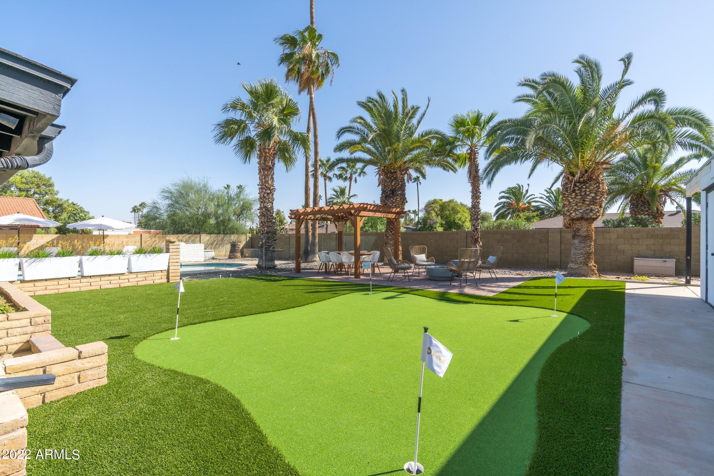 5723 E THUNDERBIRD Road