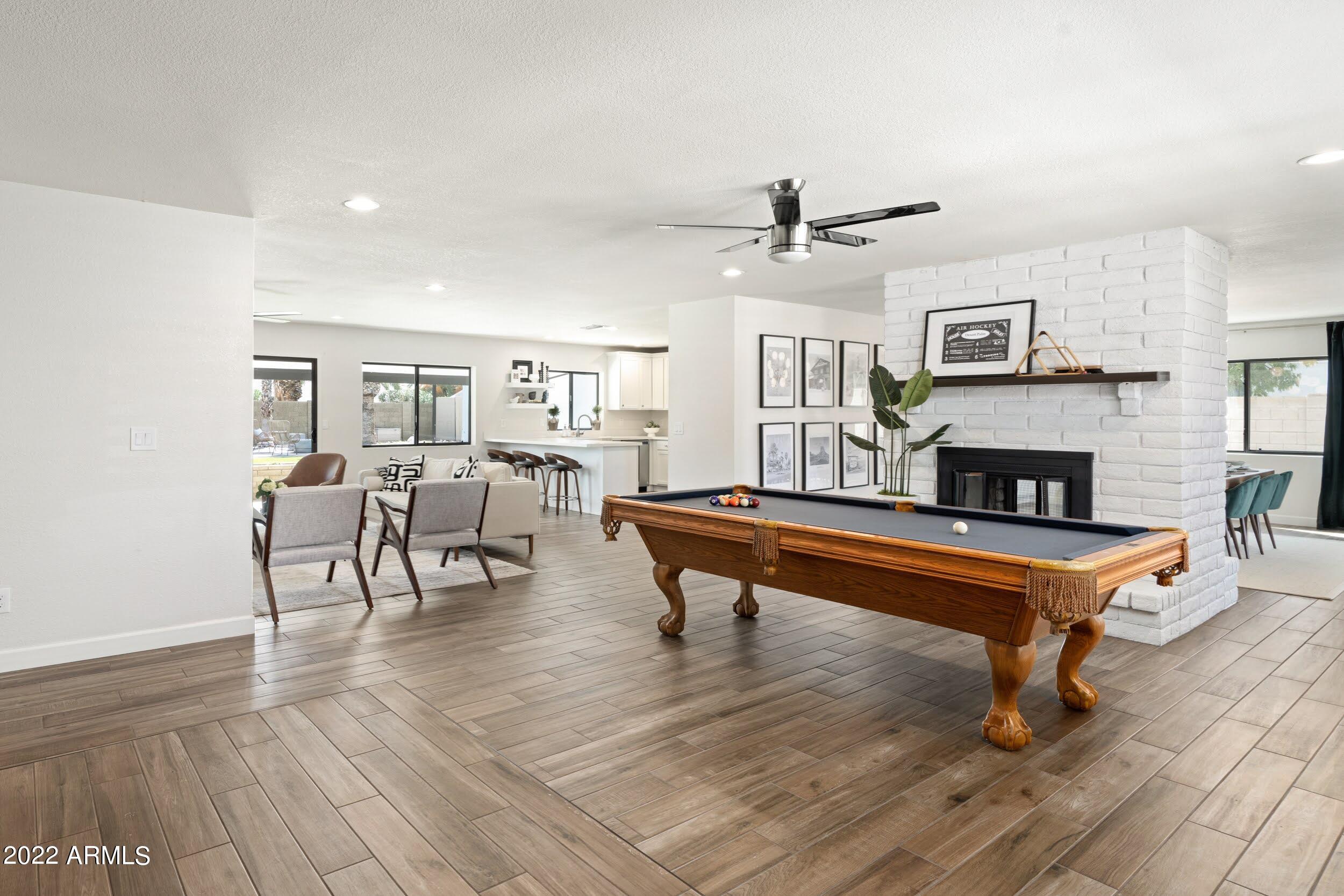 5723 E THUNDERBIRD Road