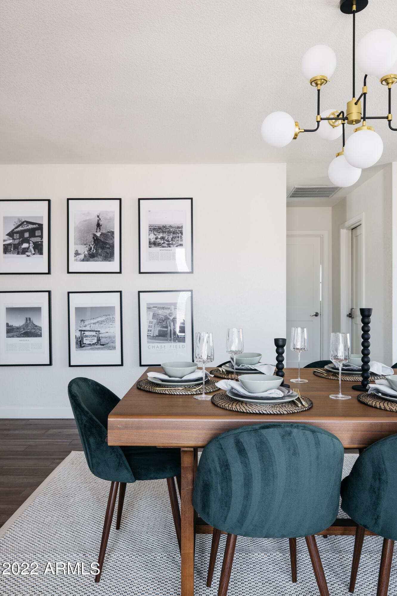 5723 E THUNDERBIRD Road