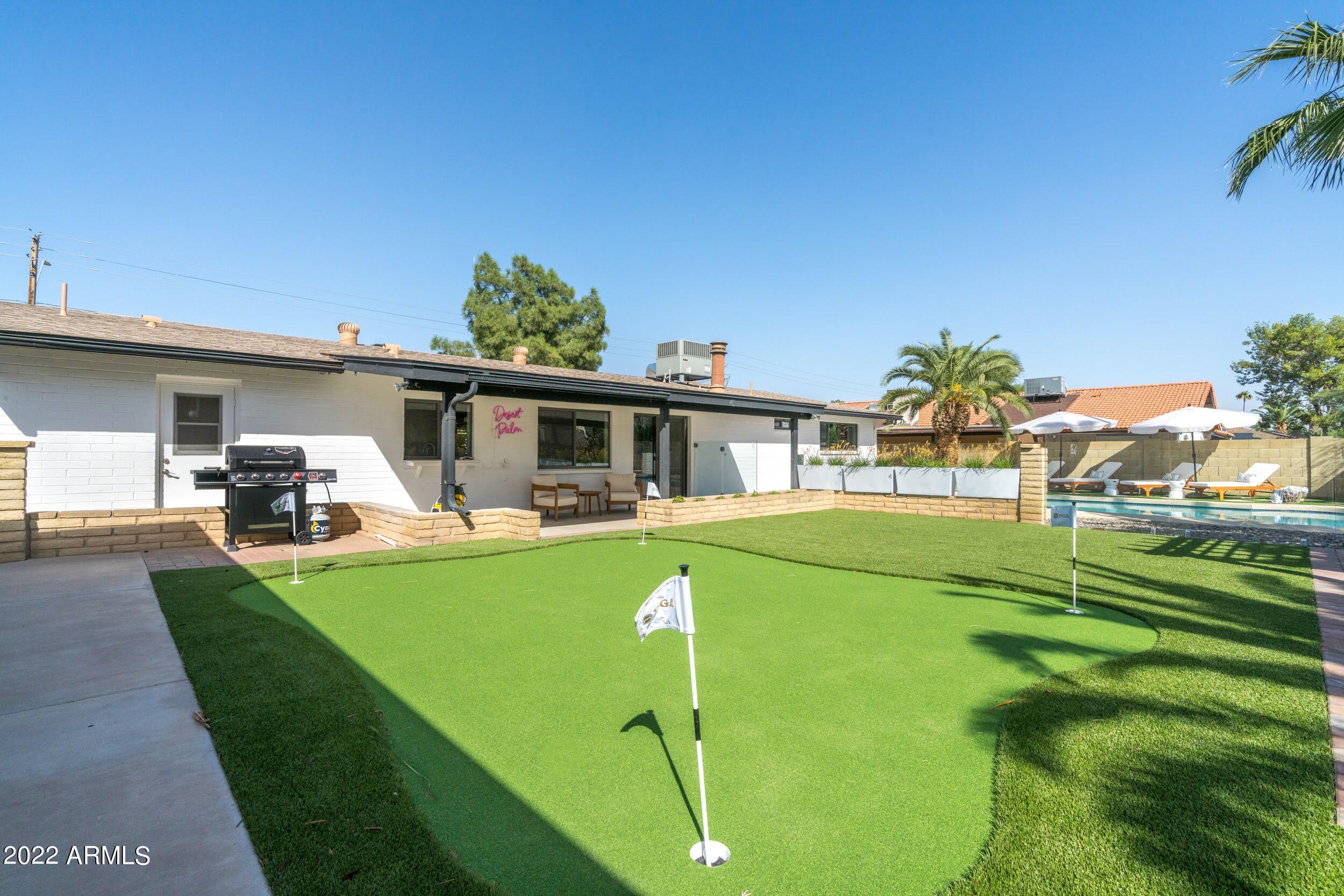 5723 E THUNDERBIRD Road