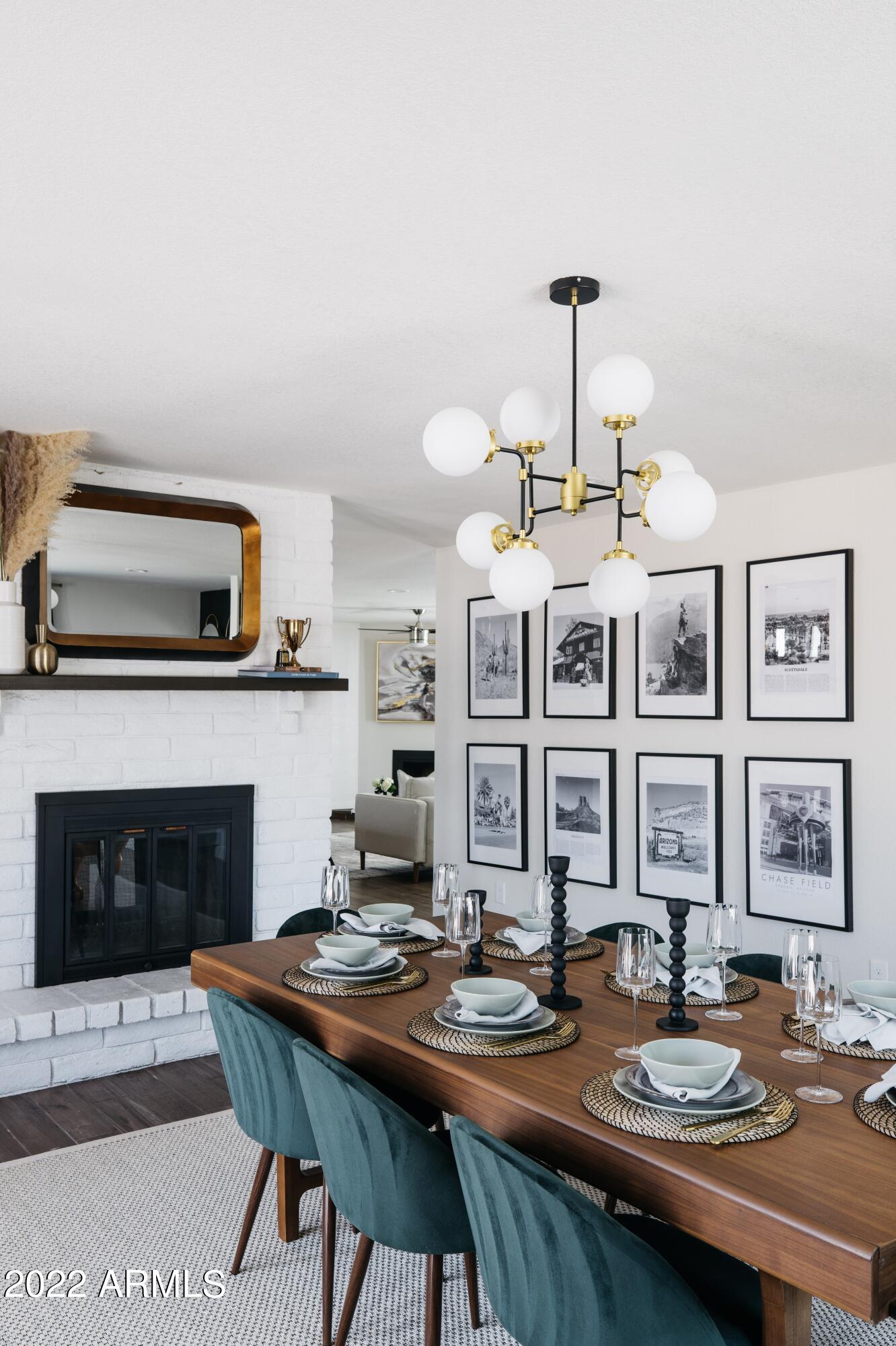 5723 E THUNDERBIRD Road