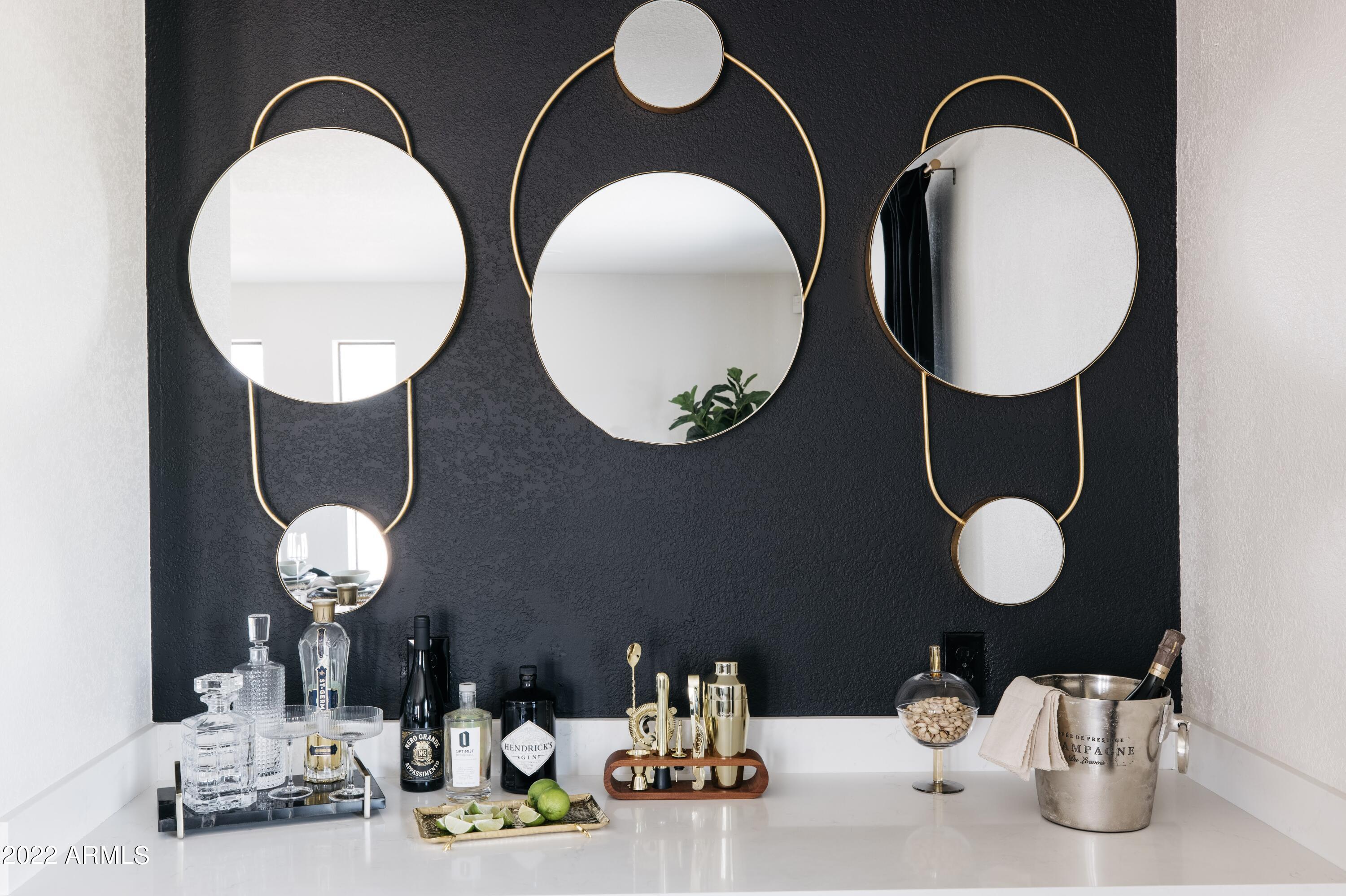 5723 E THUNDERBIRD Road