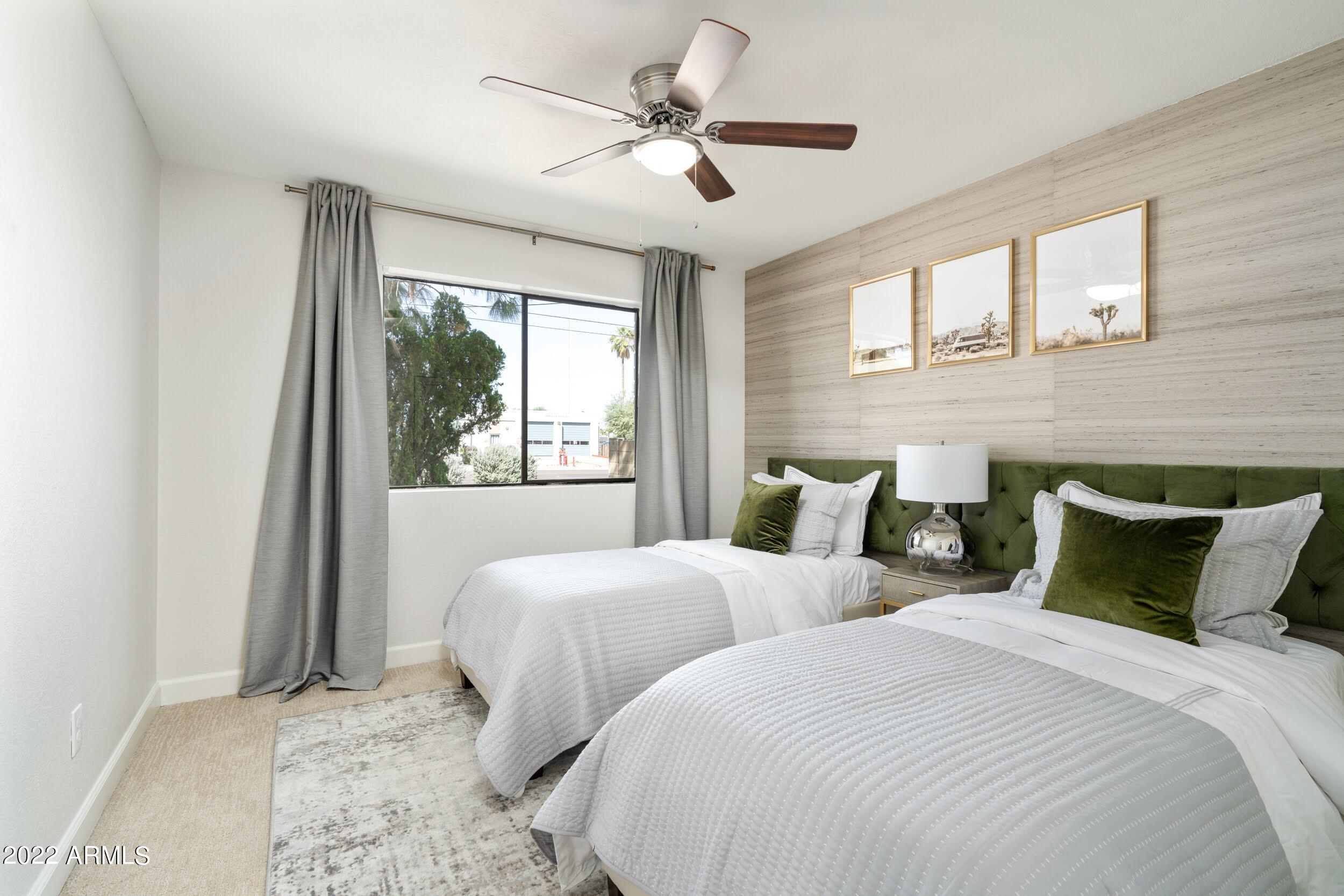 5723 E THUNDERBIRD Road