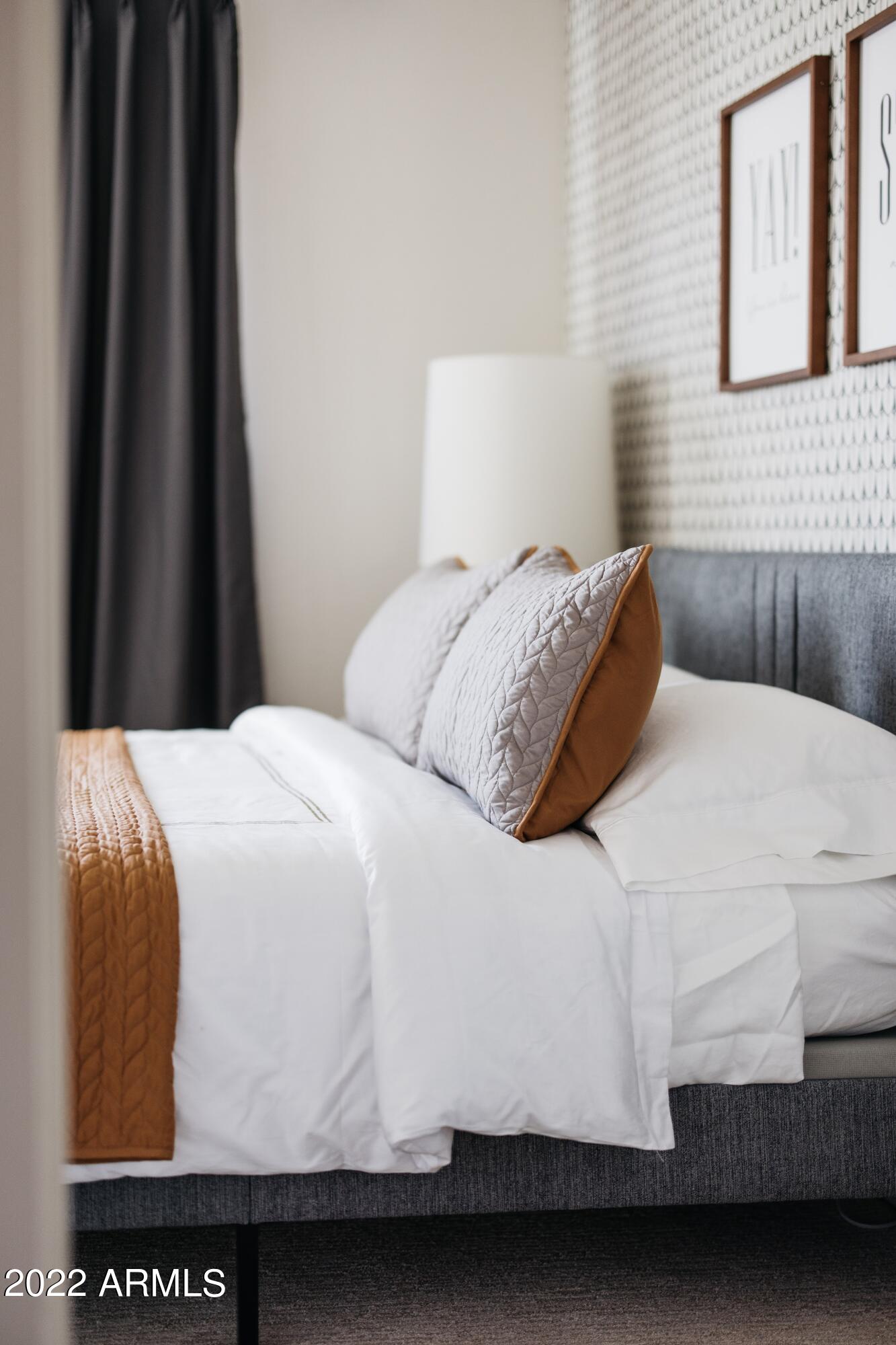 5723 E THUNDERBIRD Road