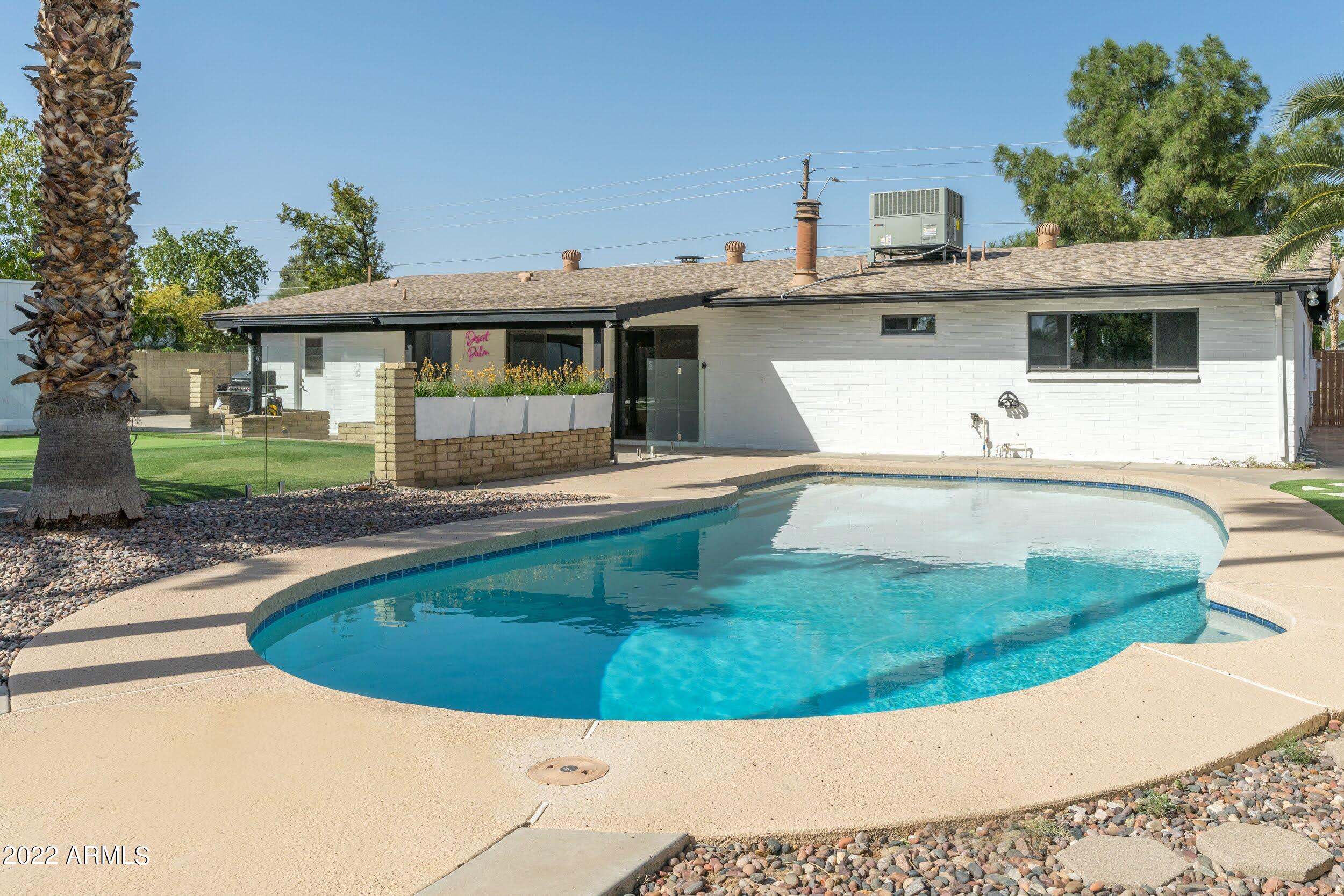 5723 E THUNDERBIRD Road