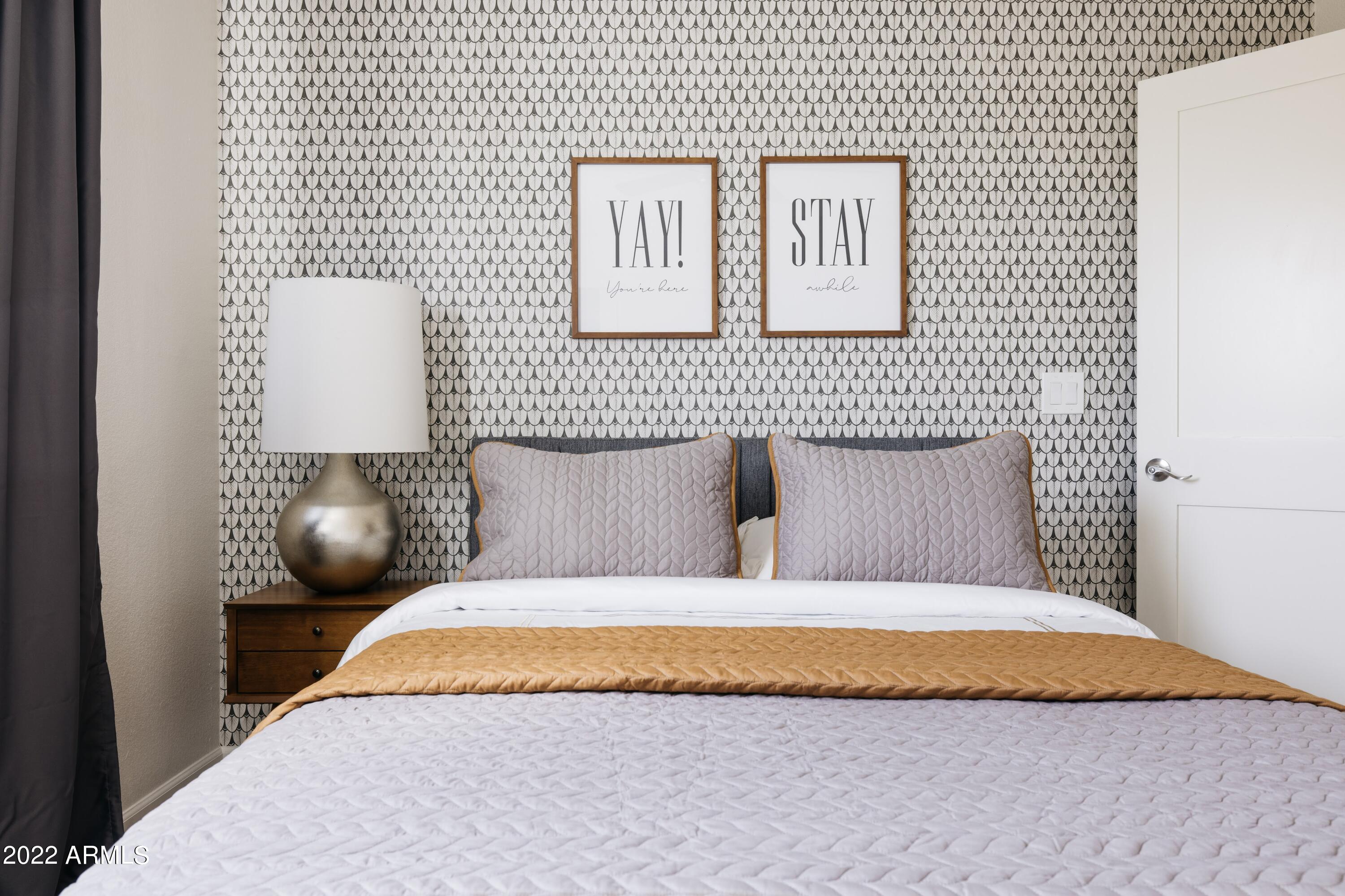 5723 E THUNDERBIRD Road