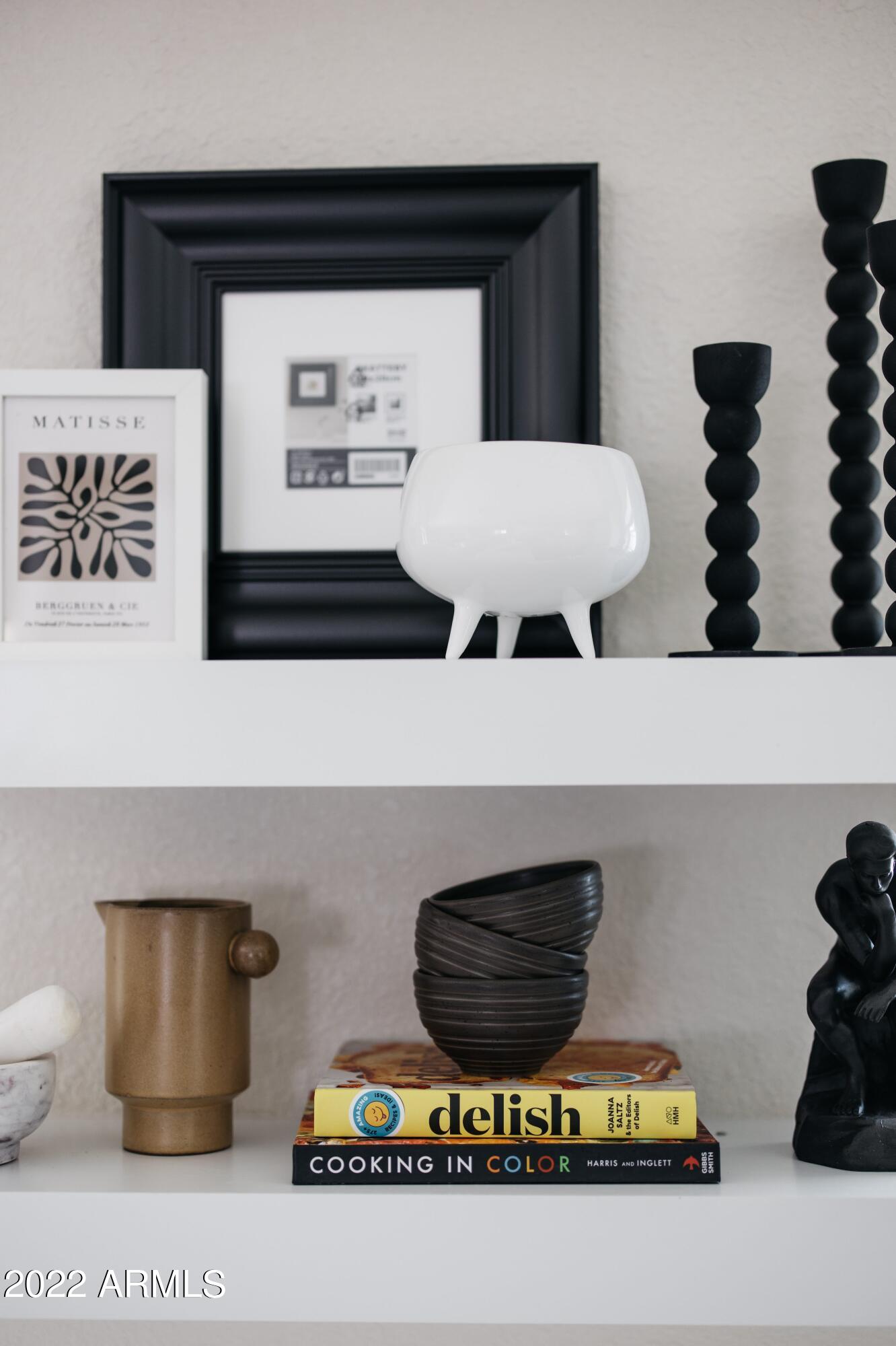 5723 E THUNDERBIRD Road