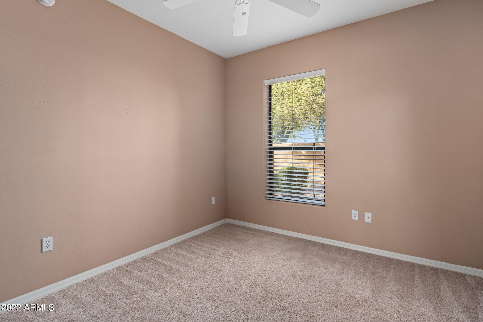 20660 N 40TH Street N, 1095