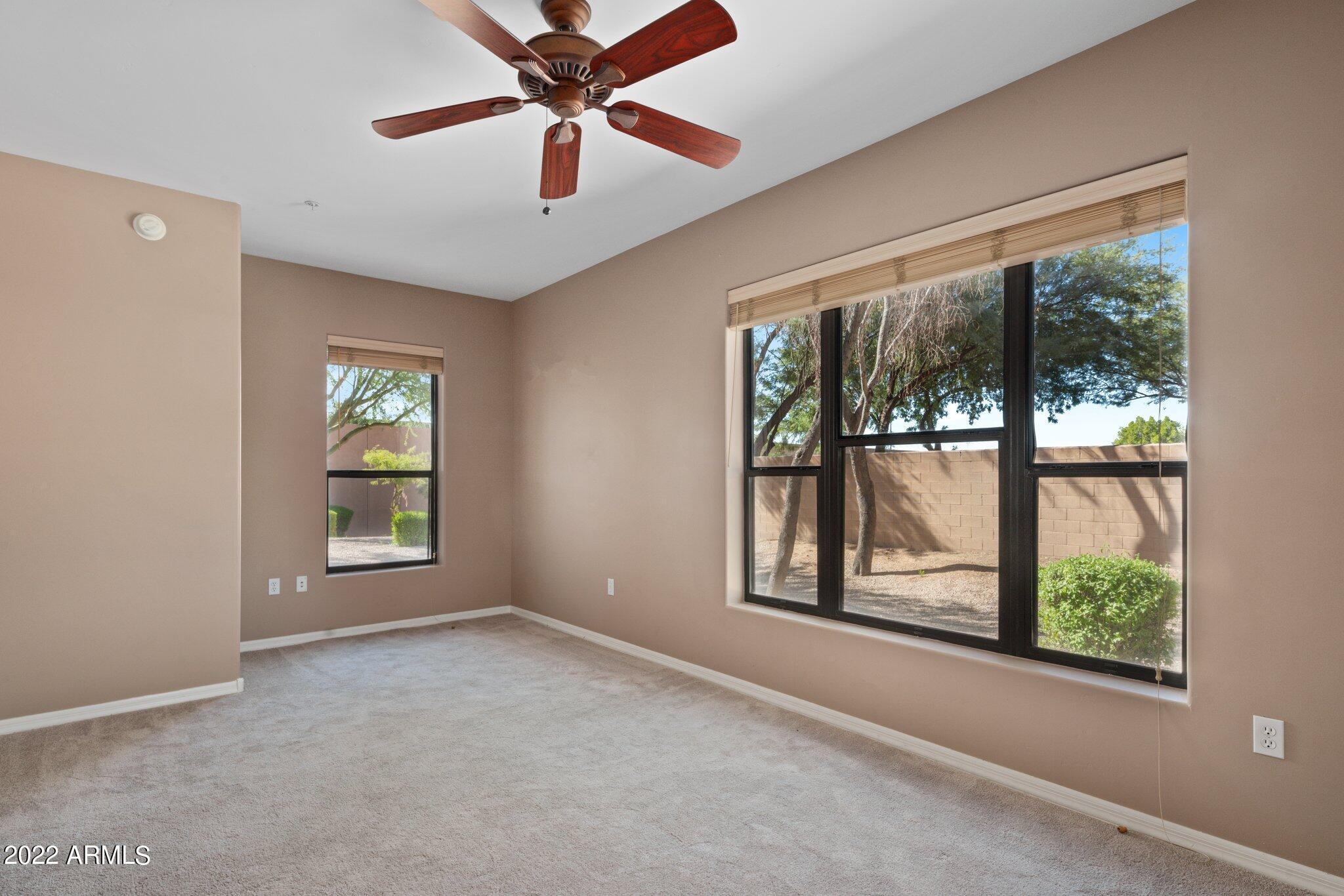 20660 N 40TH Street N, 1095