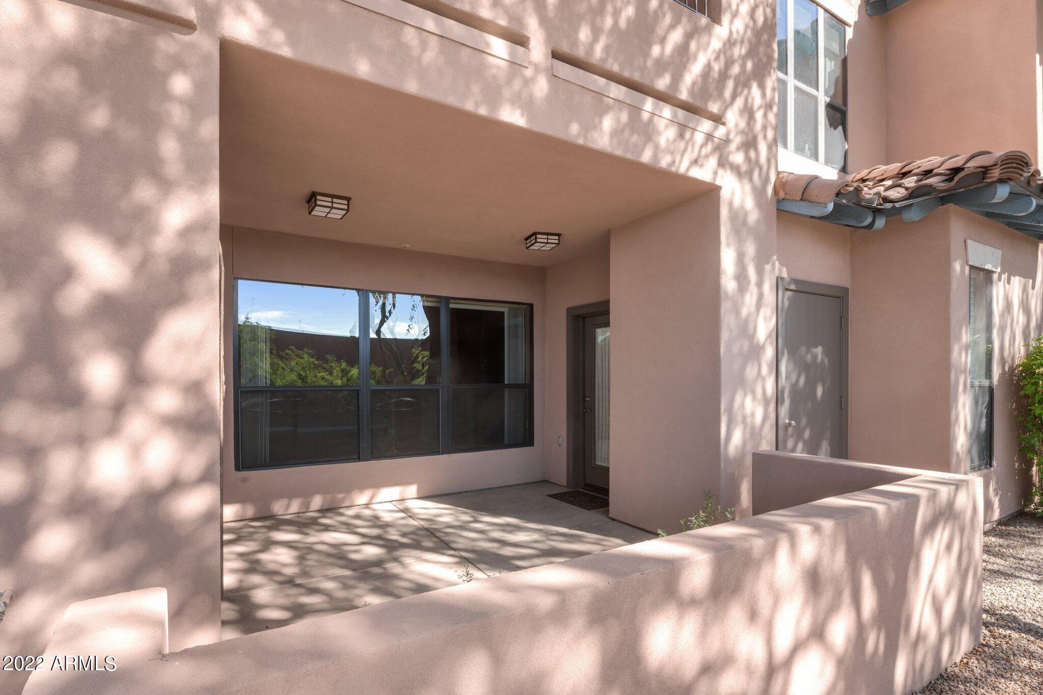 20660 N 40TH Street N, 1095