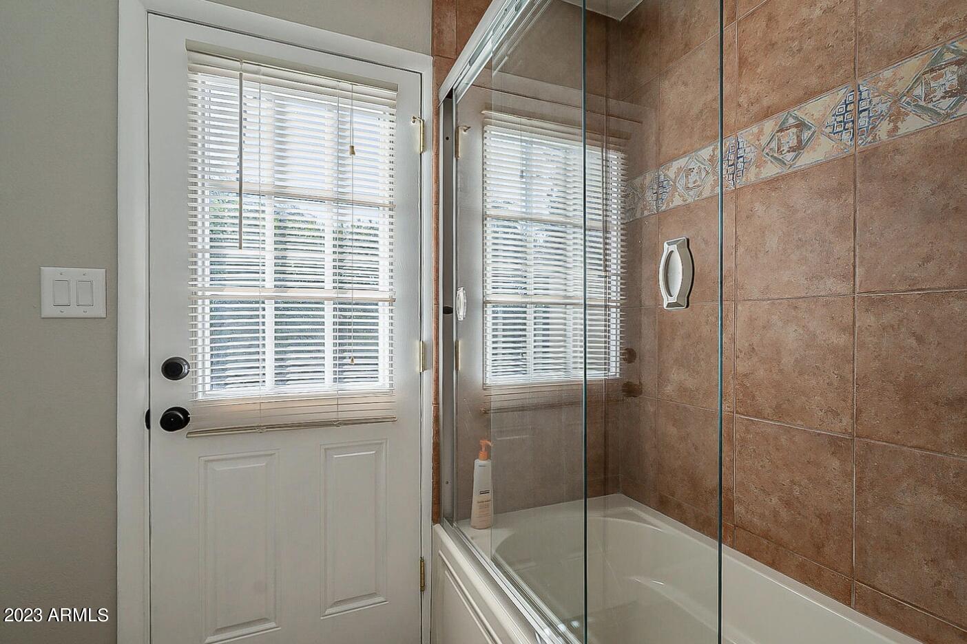 6601 E THUNDERBIRD Road