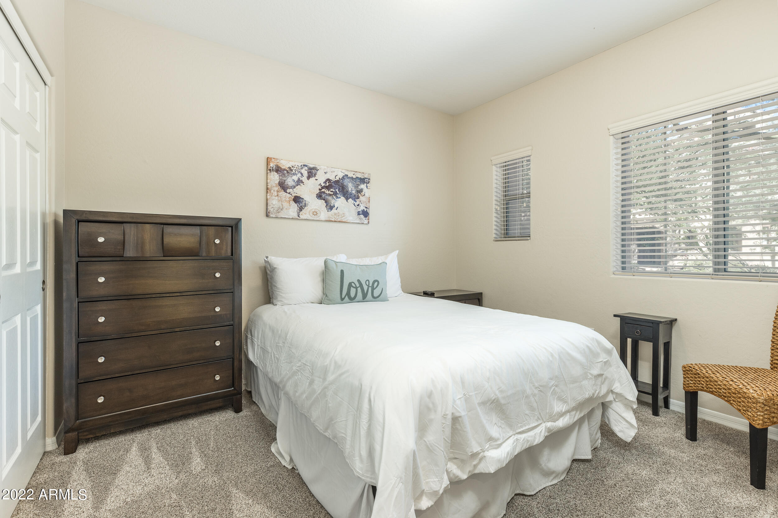 3935 E ROUGH RIDER Road, 1206