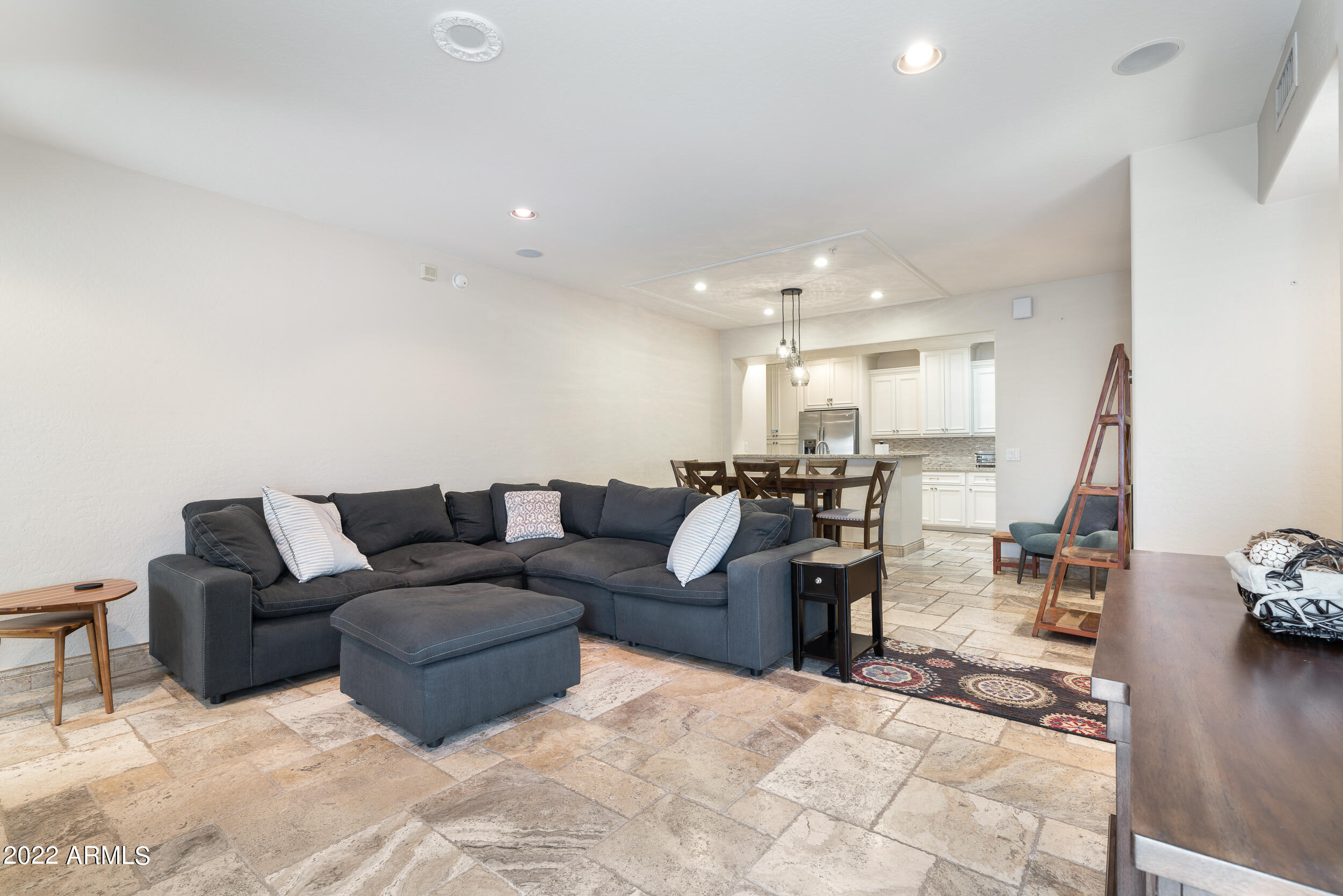 3935 E ROUGH RIDER Road, 1206