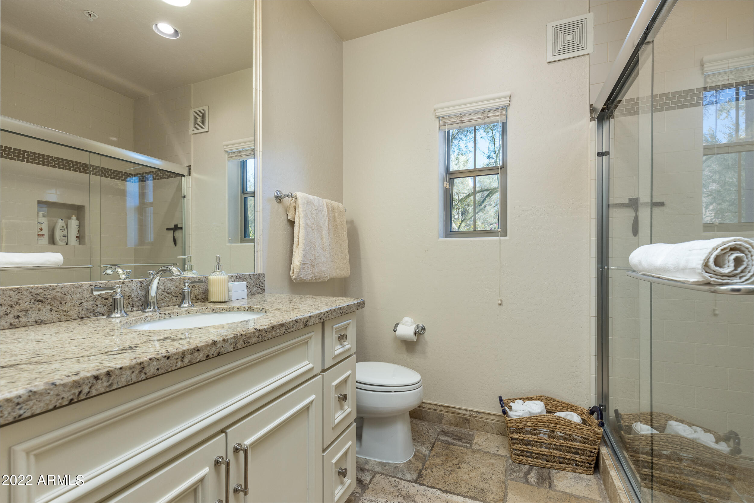 3935 E ROUGH RIDER Road, 1206