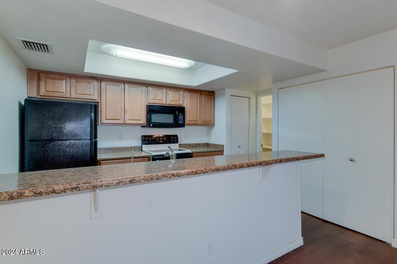 1920 W Lindner Avenue, 261