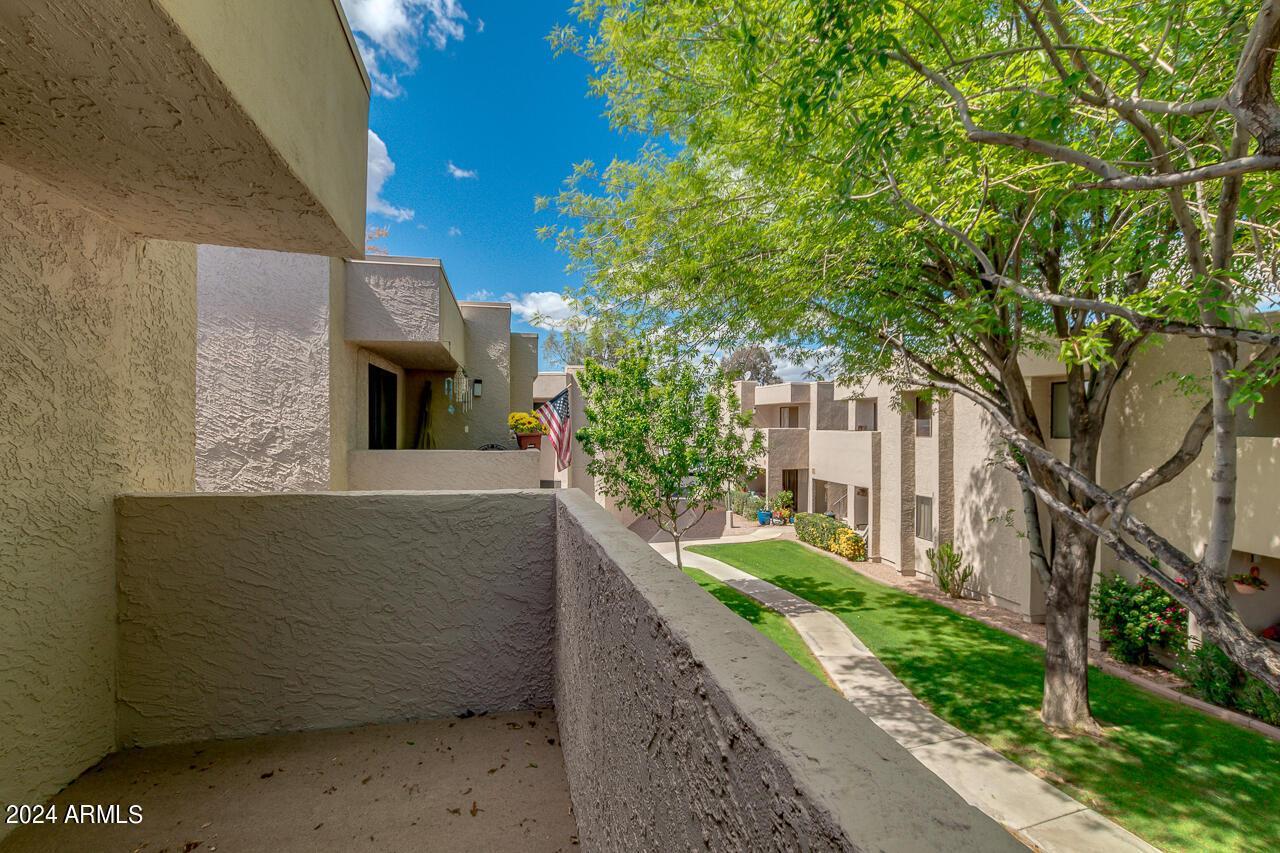 1920 W Lindner Avenue, 261