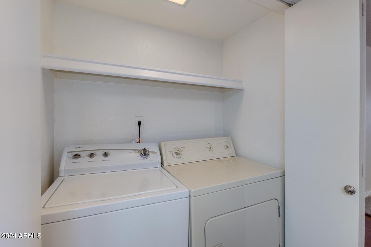 1920 W Lindner Avenue, 261