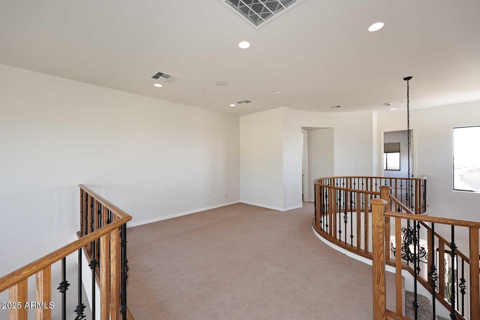 9270 E THOMPSON PEAK Parkway, 304