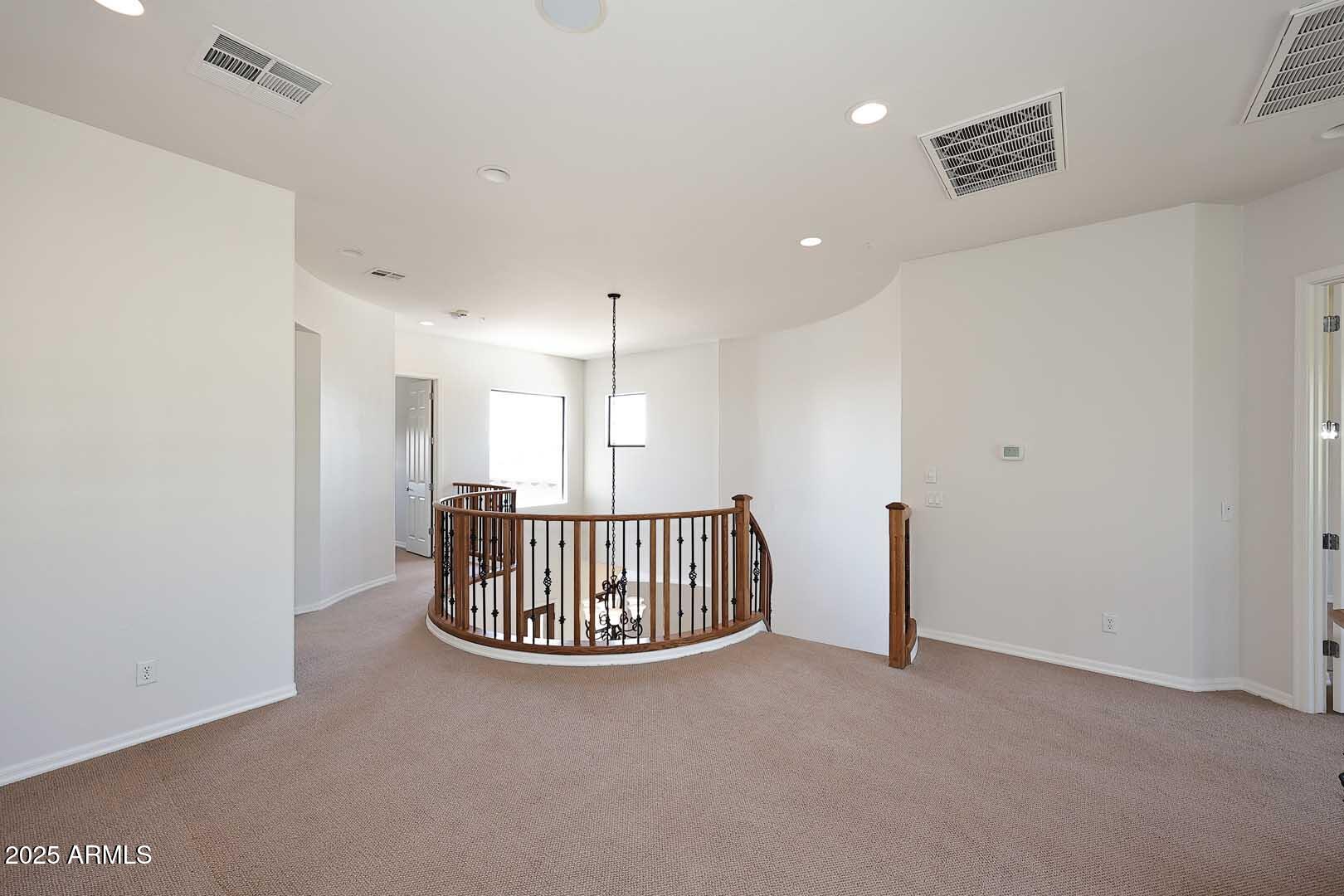 9270 E THOMPSON PEAK Parkway, 304