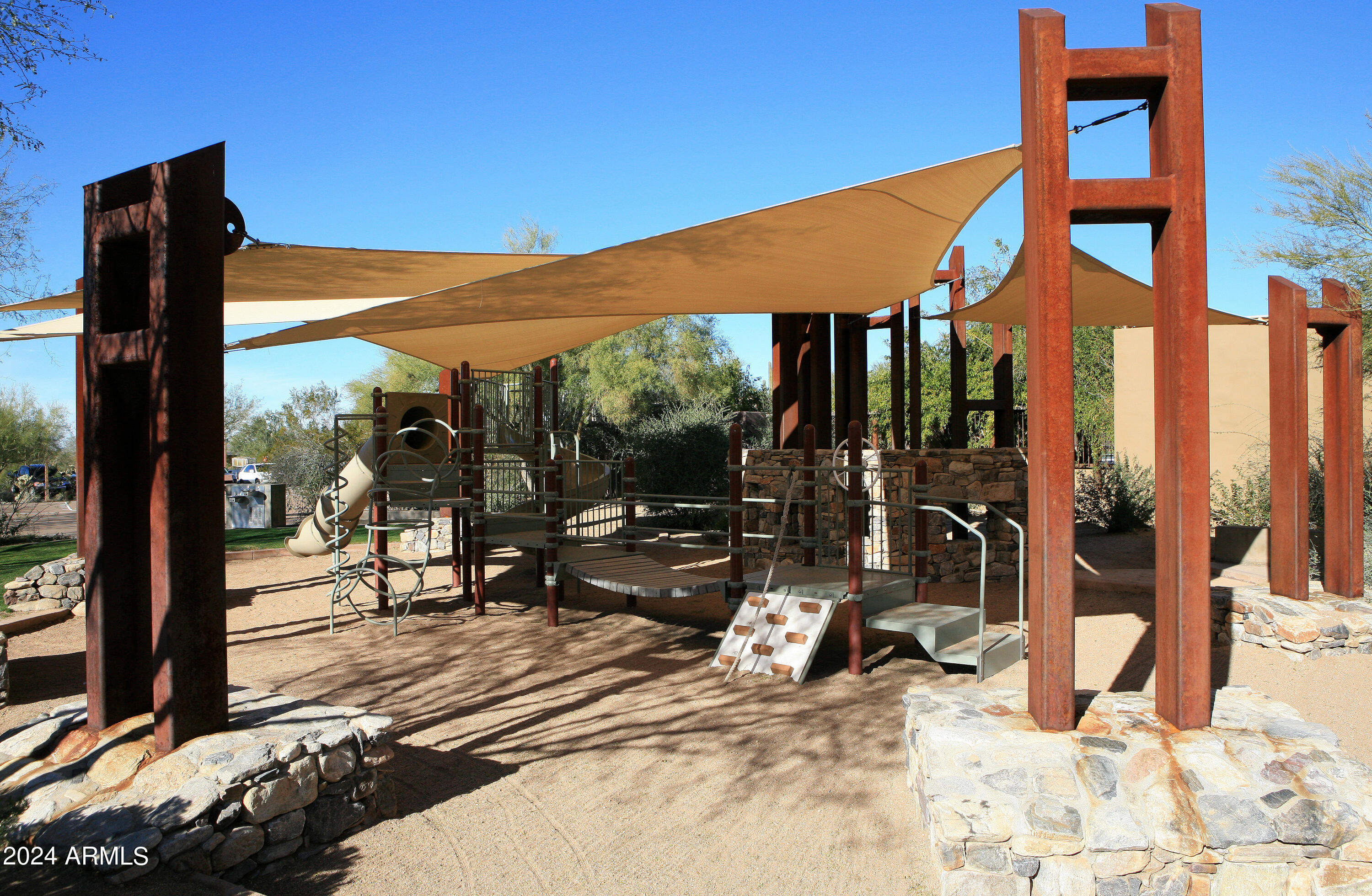 9270 E THOMPSON PEAK Parkway, 304