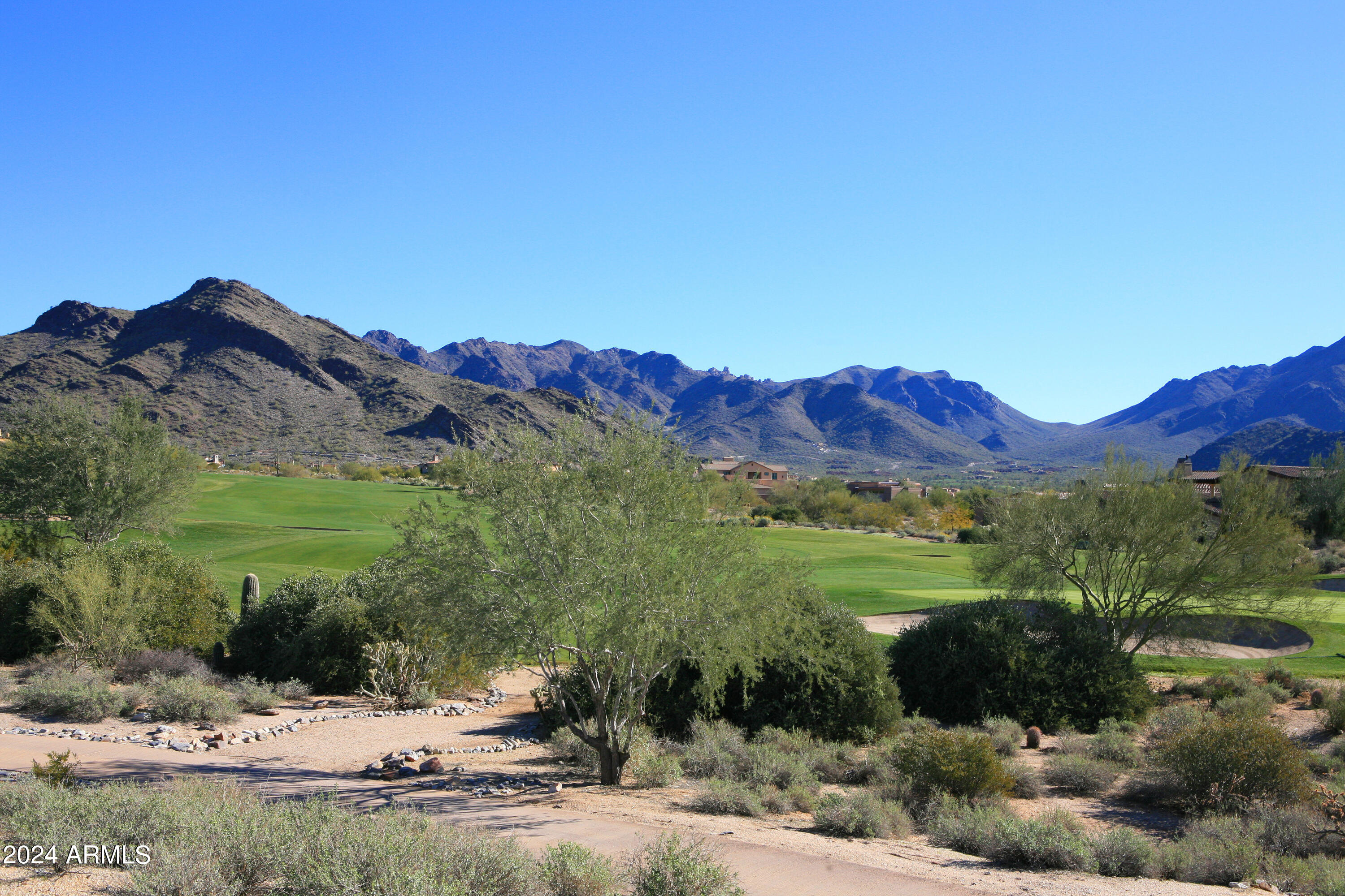 9270 E THOMPSON PEAK Parkway, 304