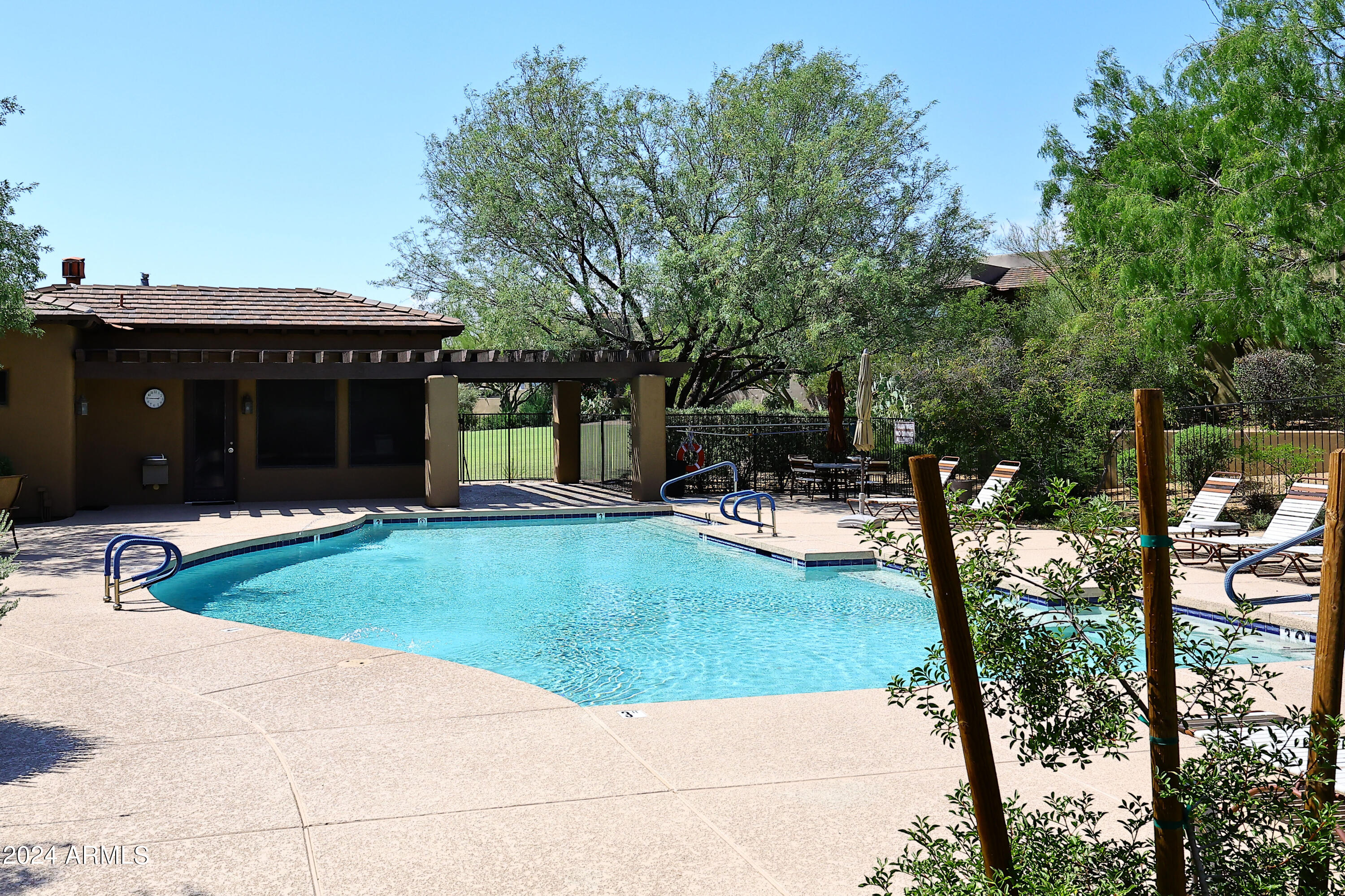 9270 E THOMPSON PEAK Parkway, 304