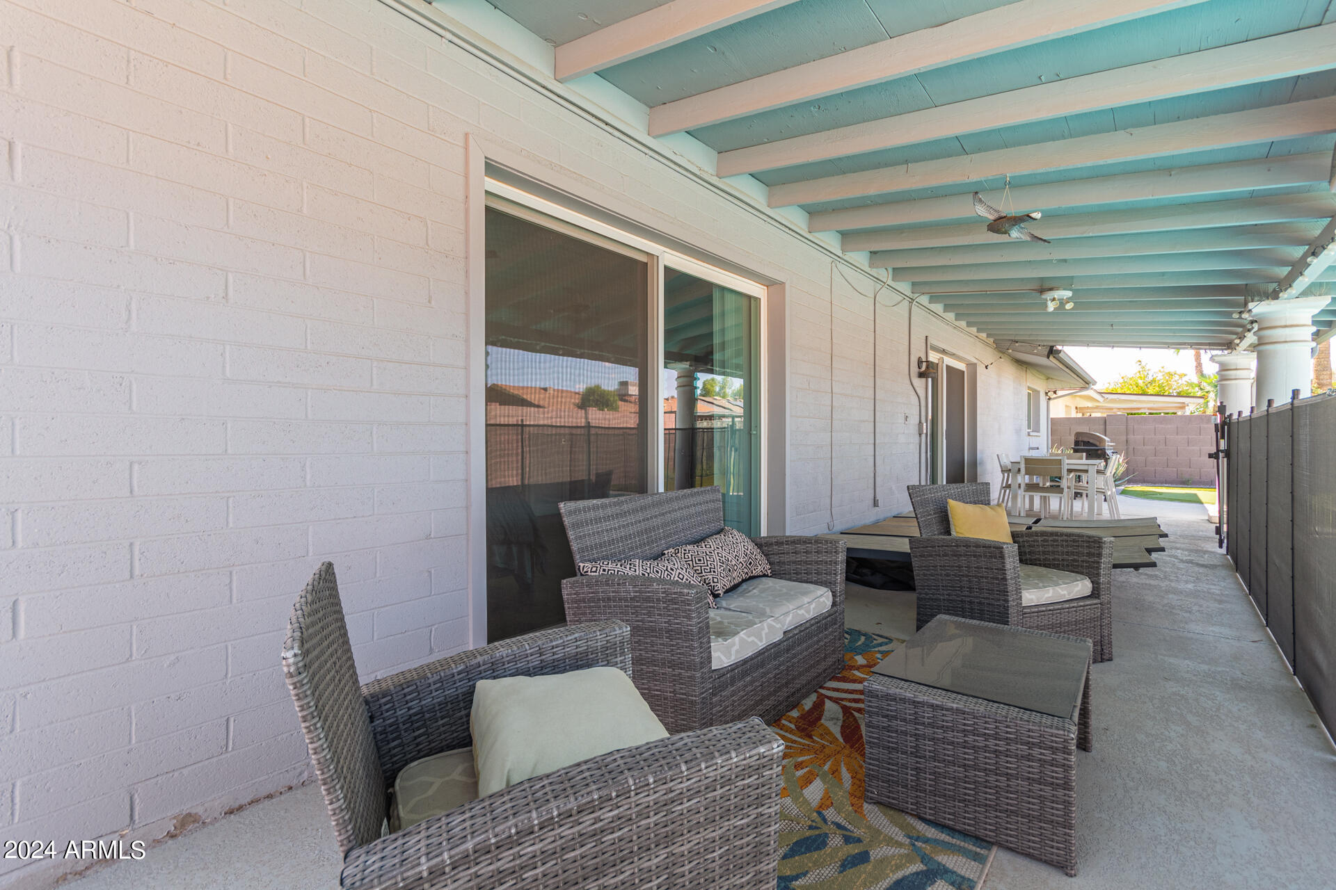 8742 E WELDON Avenue