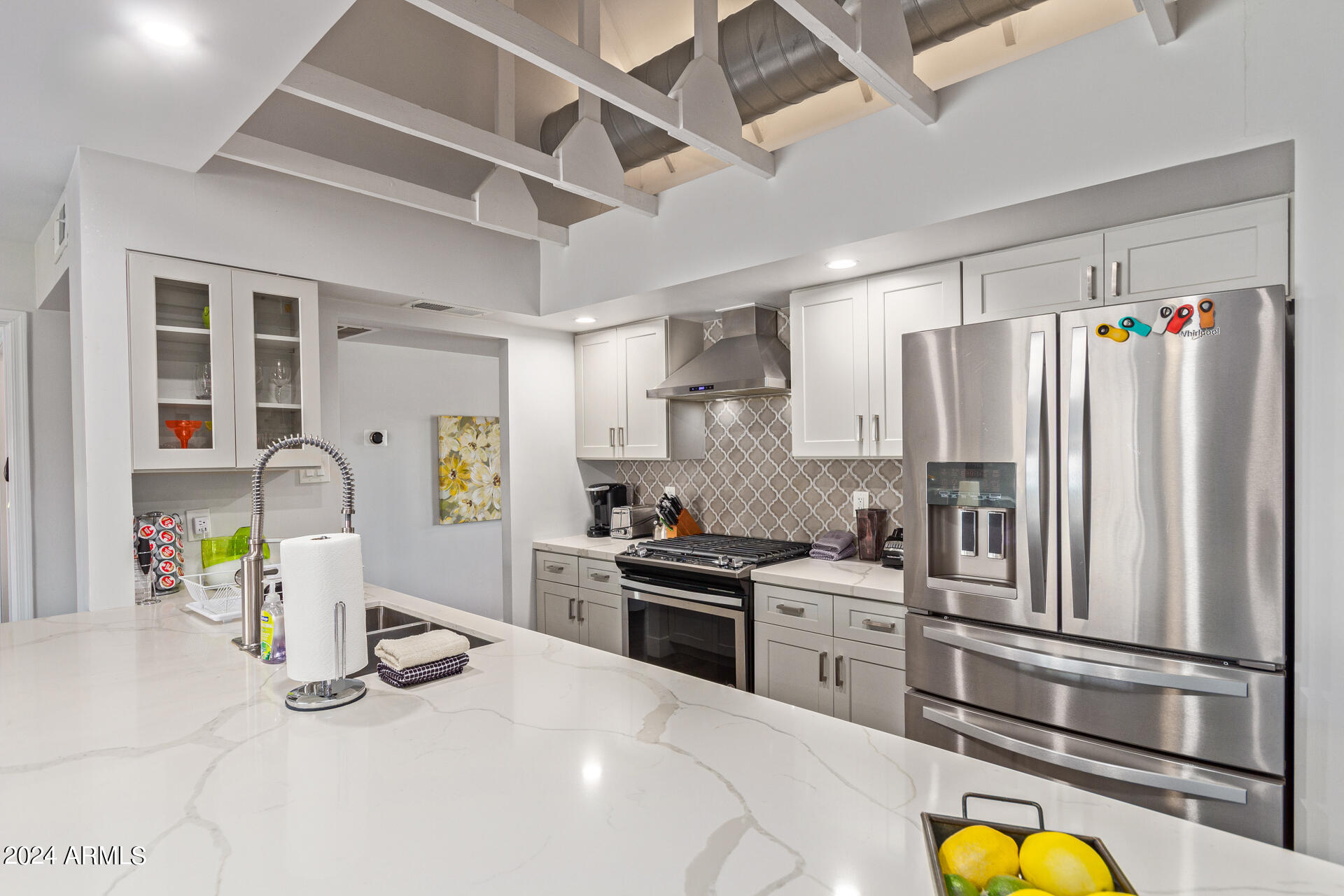 8742 E WELDON Avenue