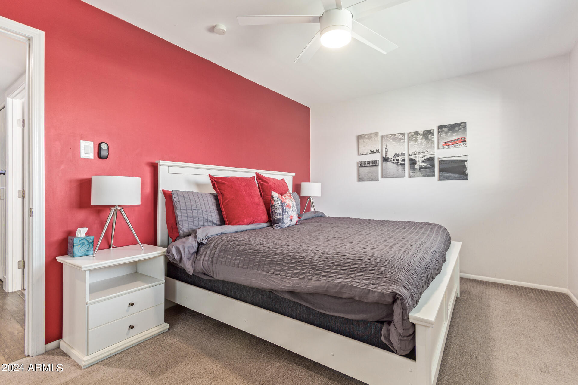 8742 E WELDON Avenue